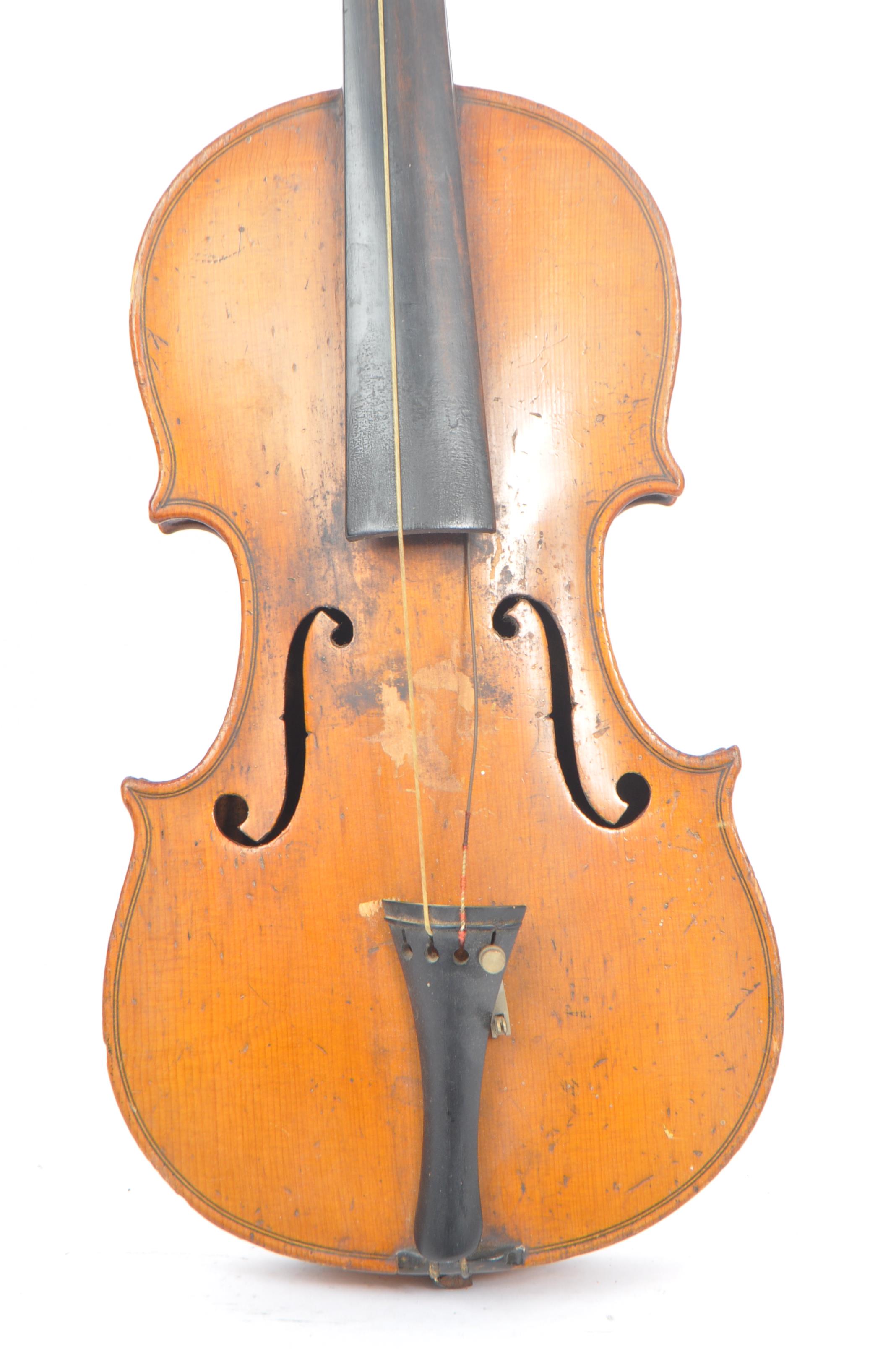 J.T.L MIRECOURT - DULCIS ET FORTIS - 19TH CENTURY 1/2 SIZE VIOLIN - Image 2 of 6