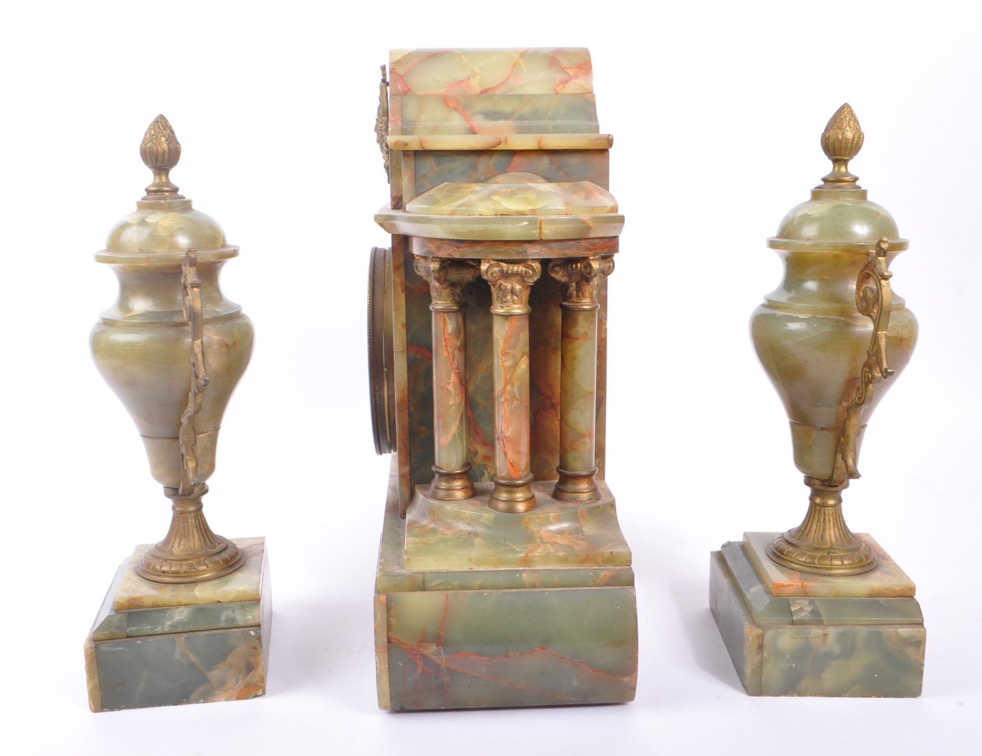 19TH CENTURY MARBLE ONYX MANTLE CLOCK GARNITURE - Image 4 of 6