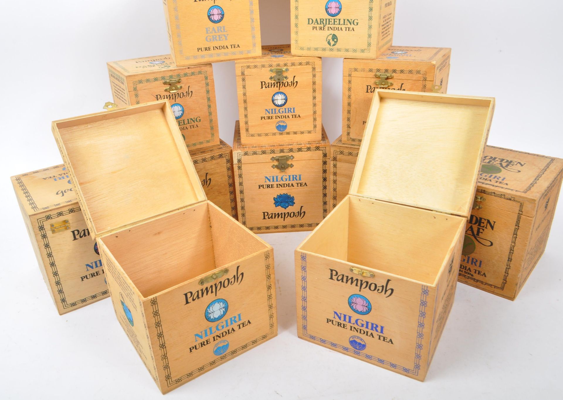 PAMPOSH - COLLECTION OF WOODEN TEA CONTAINER BOXES - Image 5 of 7