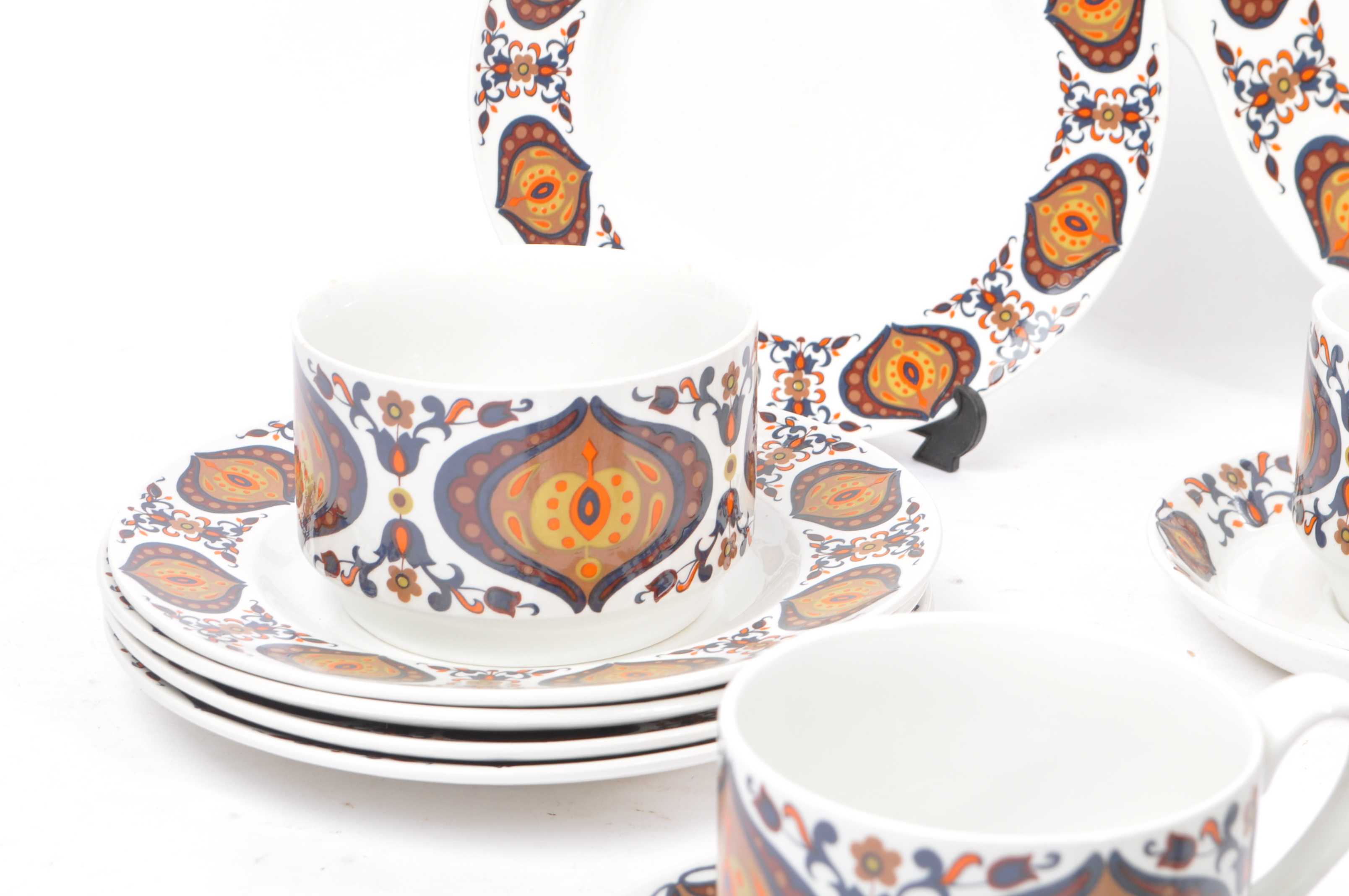 MID WINTER - RETRO MID 20TH CENTURY TEA SERVICE SET - Image 3 of 7