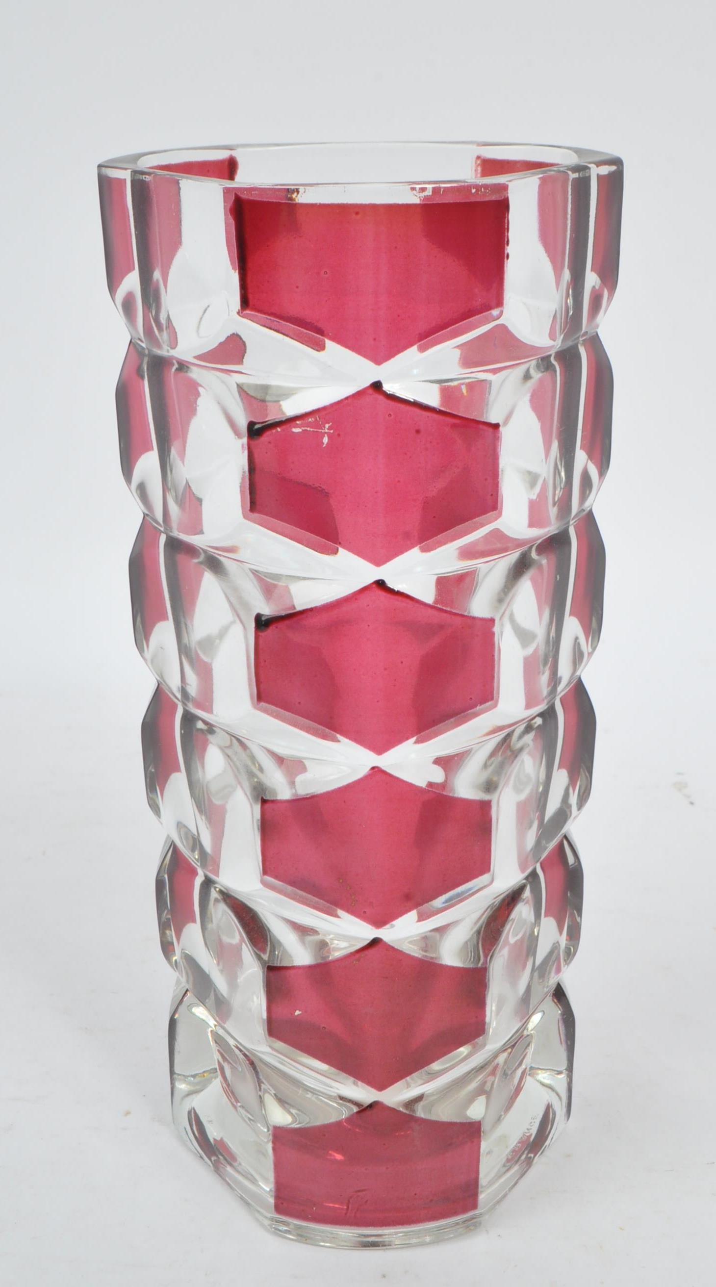 J G DURAND - LUMINARC - MID CENTURY WINDSOR RUBIS VASES - Image 5 of 7