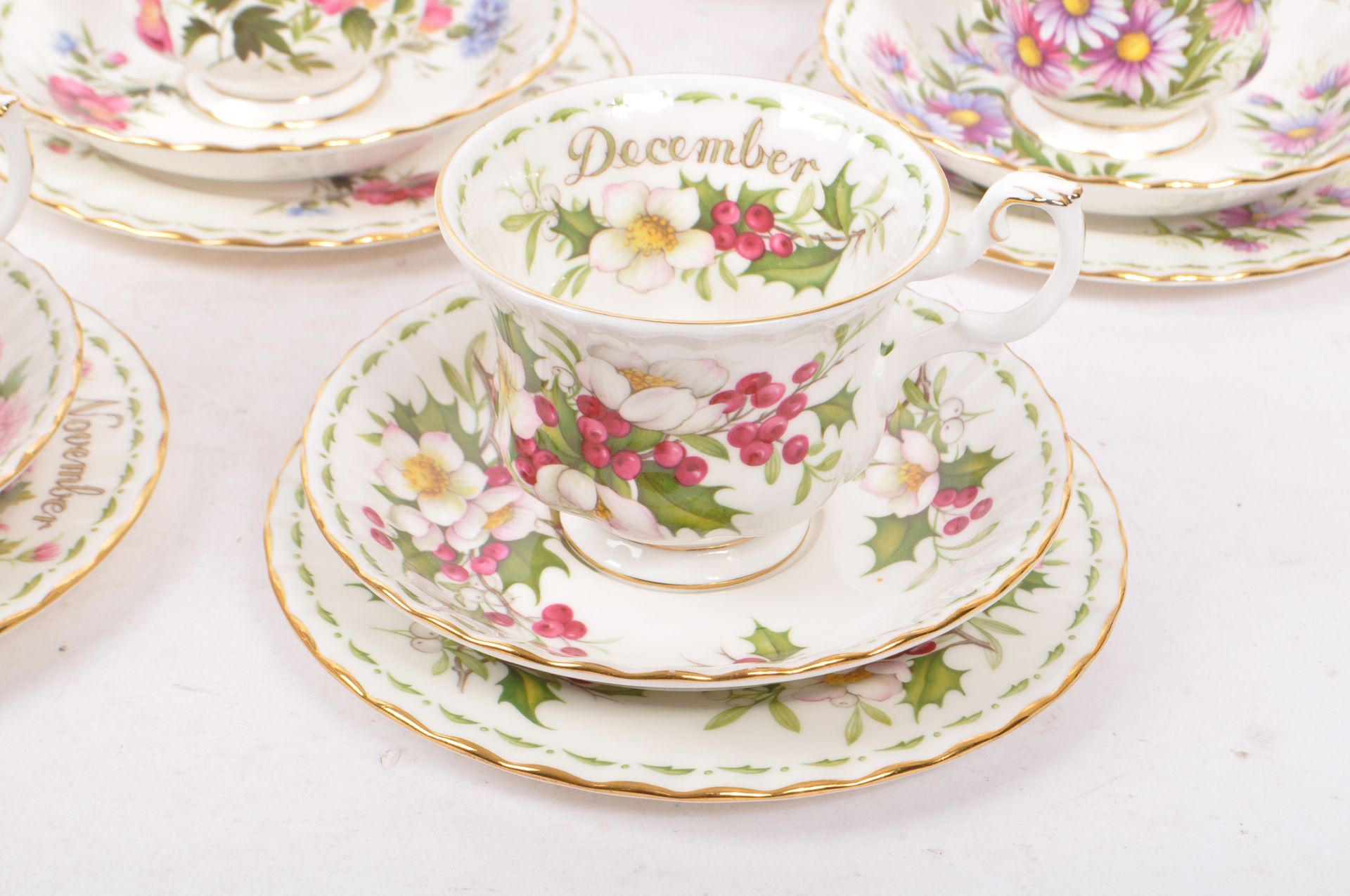 ROYAL ALBERT - FLOWER OF THE MONTH SERIES TEACUPS - Image 5 of 8