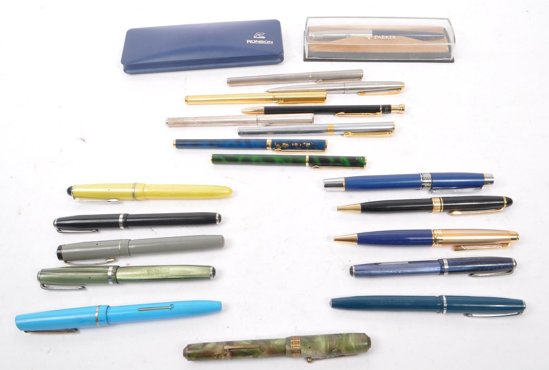SHEAFFERS / PARKER - COLLECTION OF FOUNTAIN AND BIRO PENS - Bild 4 aus 5