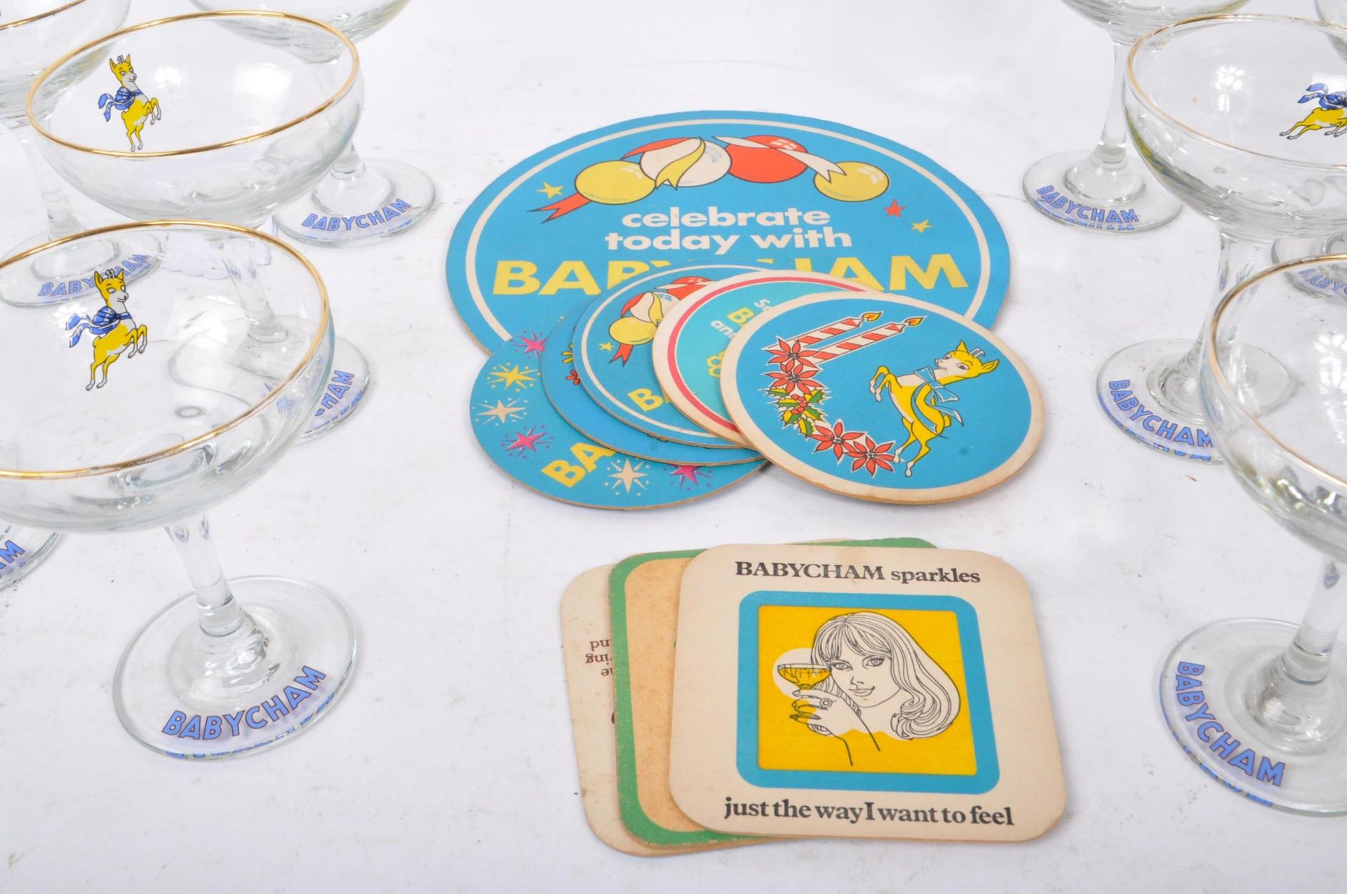 BABYCHAM - COLLECTION OF BRANDED DRINKING GLASSES - Bild 4 aus 7