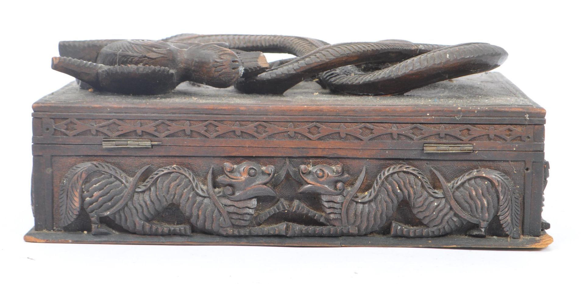 VINTAGE 20TH CENTURY ASIAN CARVED DRAGON BOX - Bild 6 aus 6