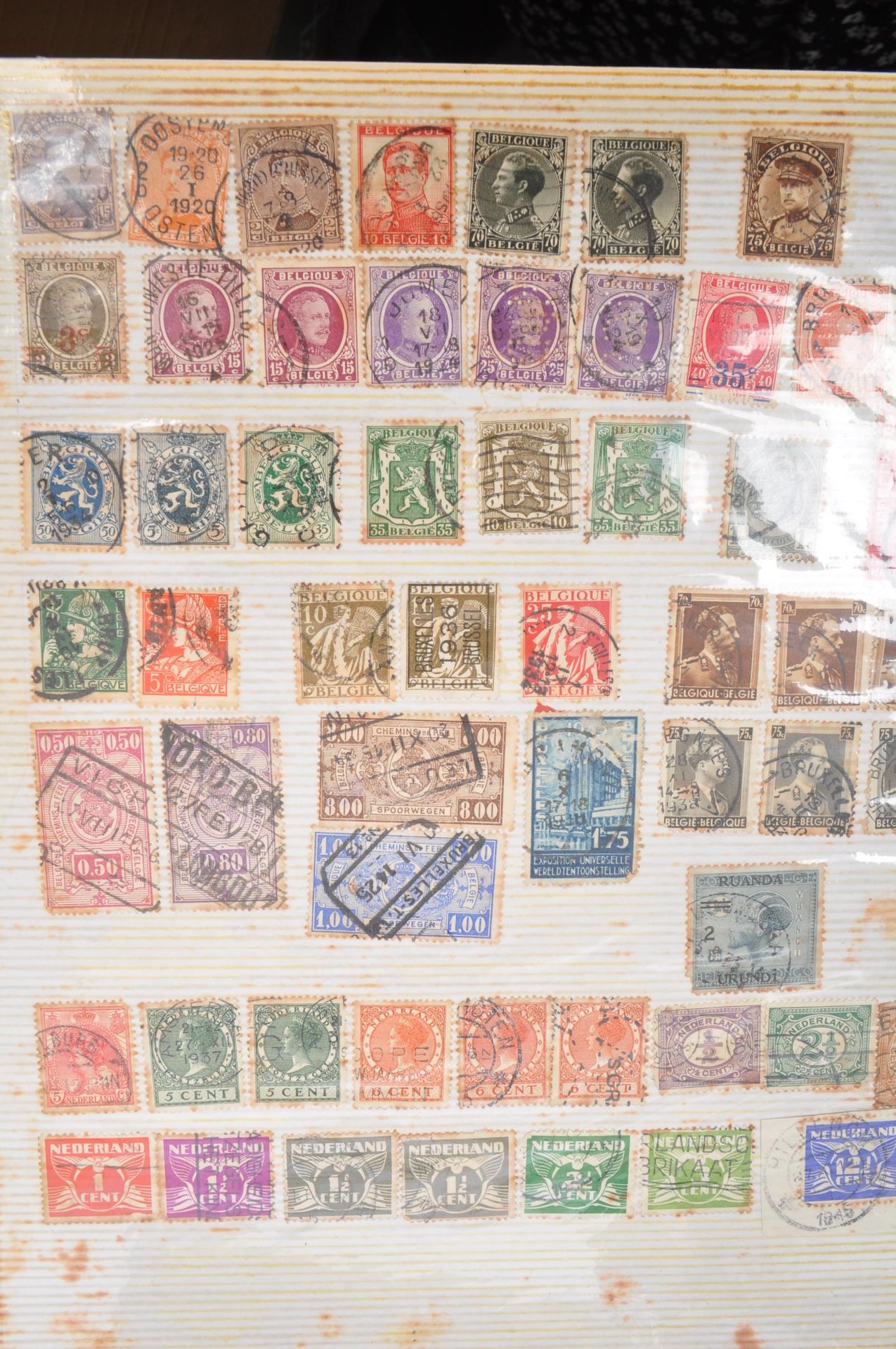 LARGE COLLECTION OF FOREIGN AND UK STAMPS IN ALBUMS - Image 5 of 5