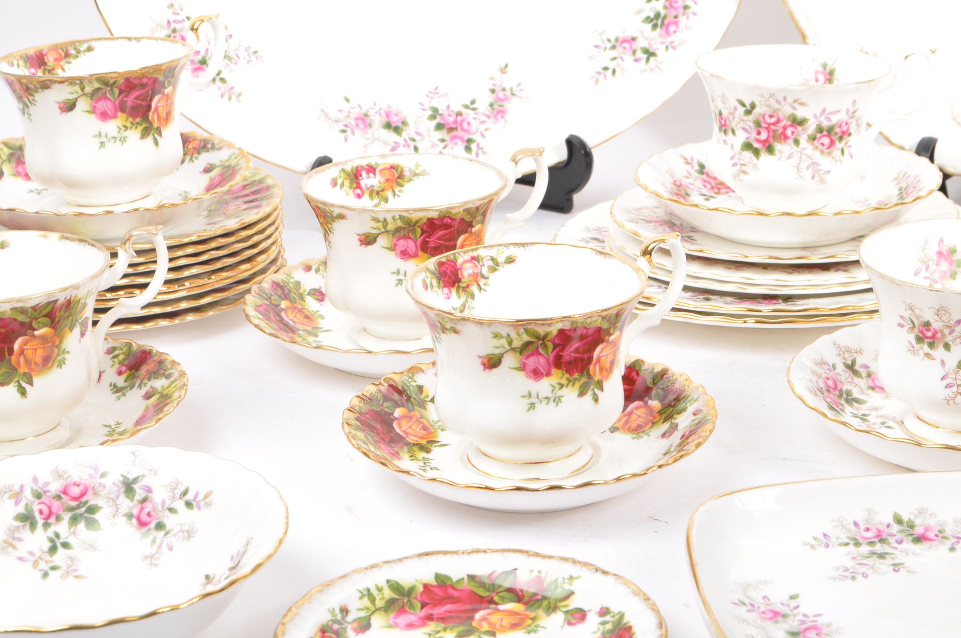 ROYAL ALBERT - OLD COUNTRY ROSES / LAVENDER ROSE - Image 3 of 9