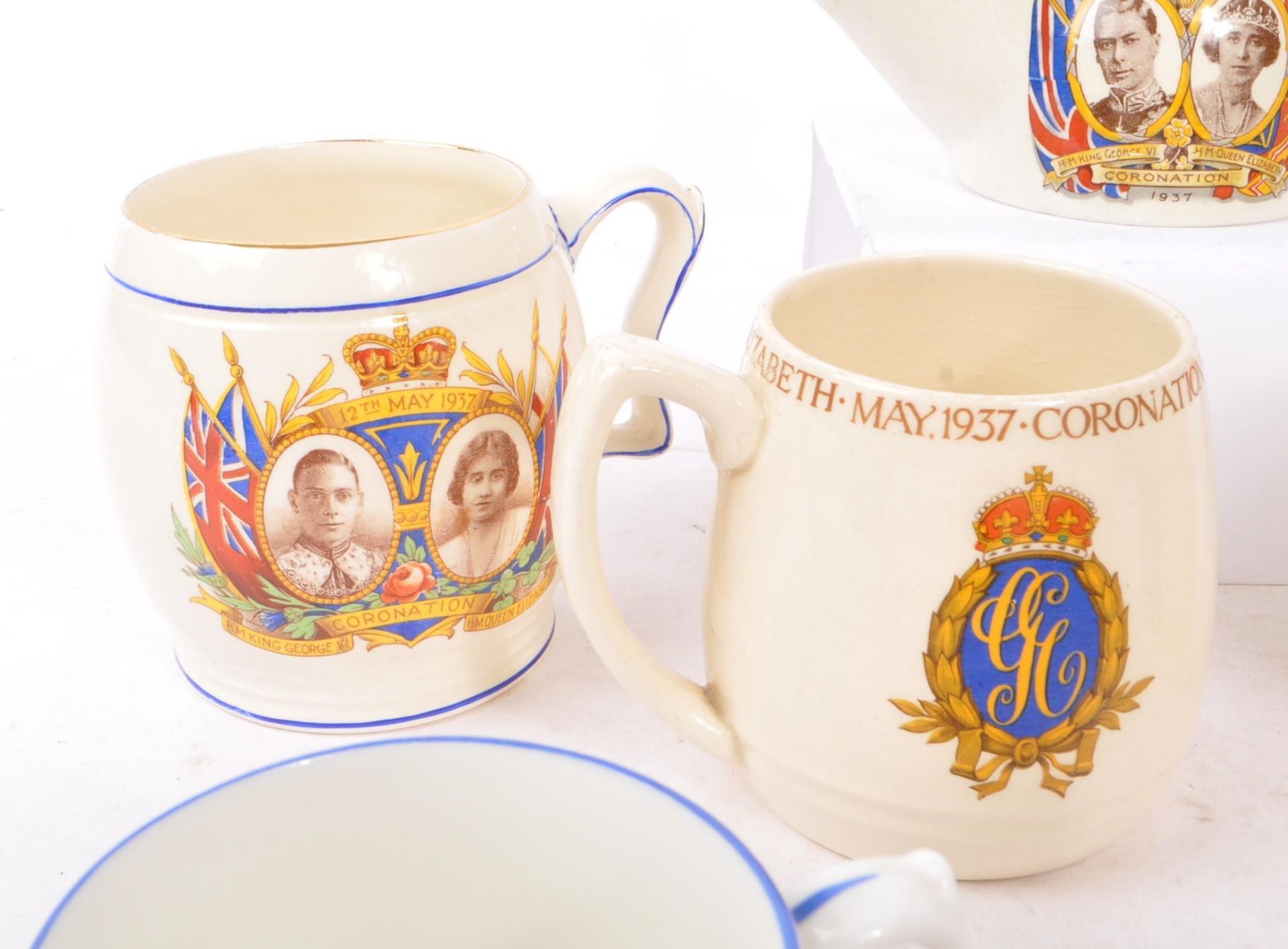 COLLECTION OF CHINA ITEMS - GEORGE VI CORONATION - Image 3 of 6