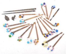COLLECTION OF 19TH & 20TH CENTURY LACE BOBBINS