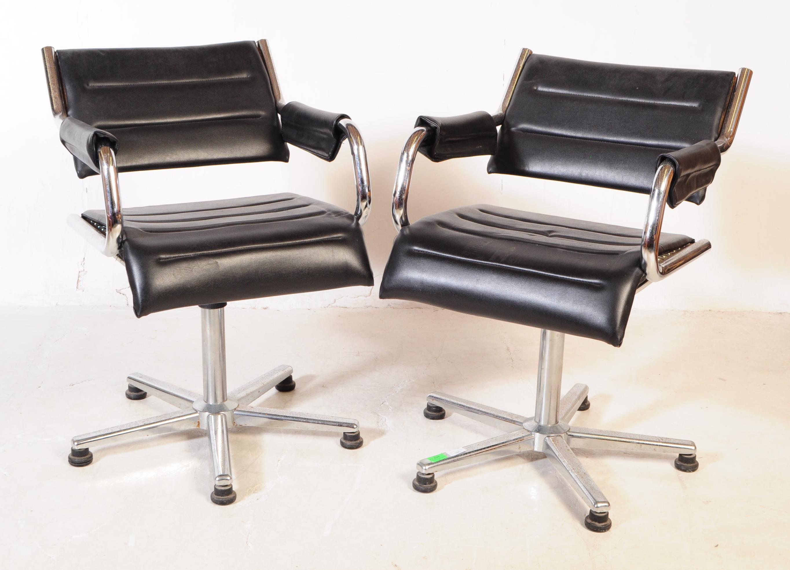 PAIR OF VINTAGE 20TH CENTURY CHROME OFFICE DESK CHAIRS