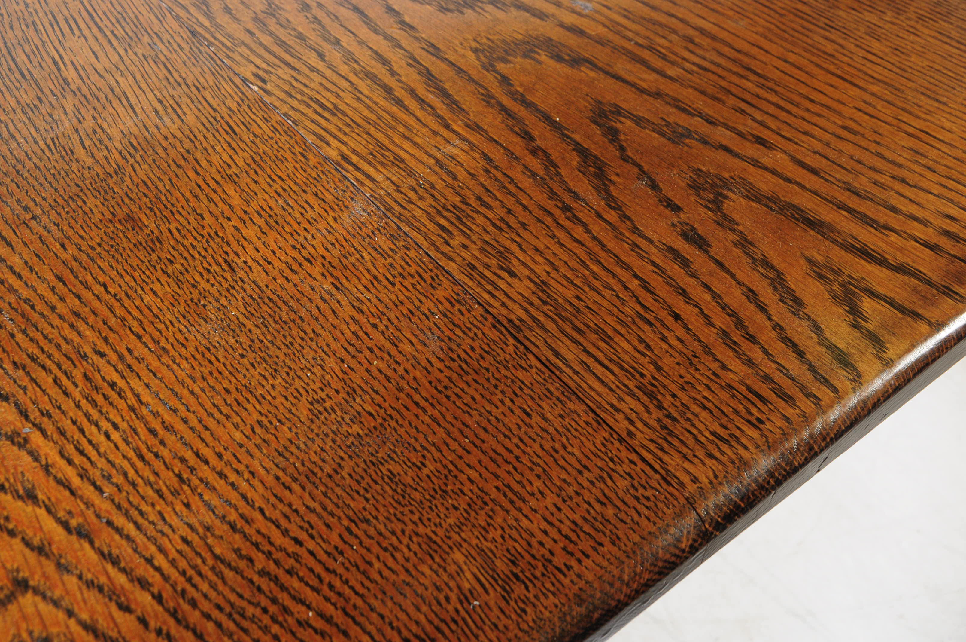 JACOBEAN REVIVAL OAK DINING TABLE & CHAIRS - Image 4 of 7
