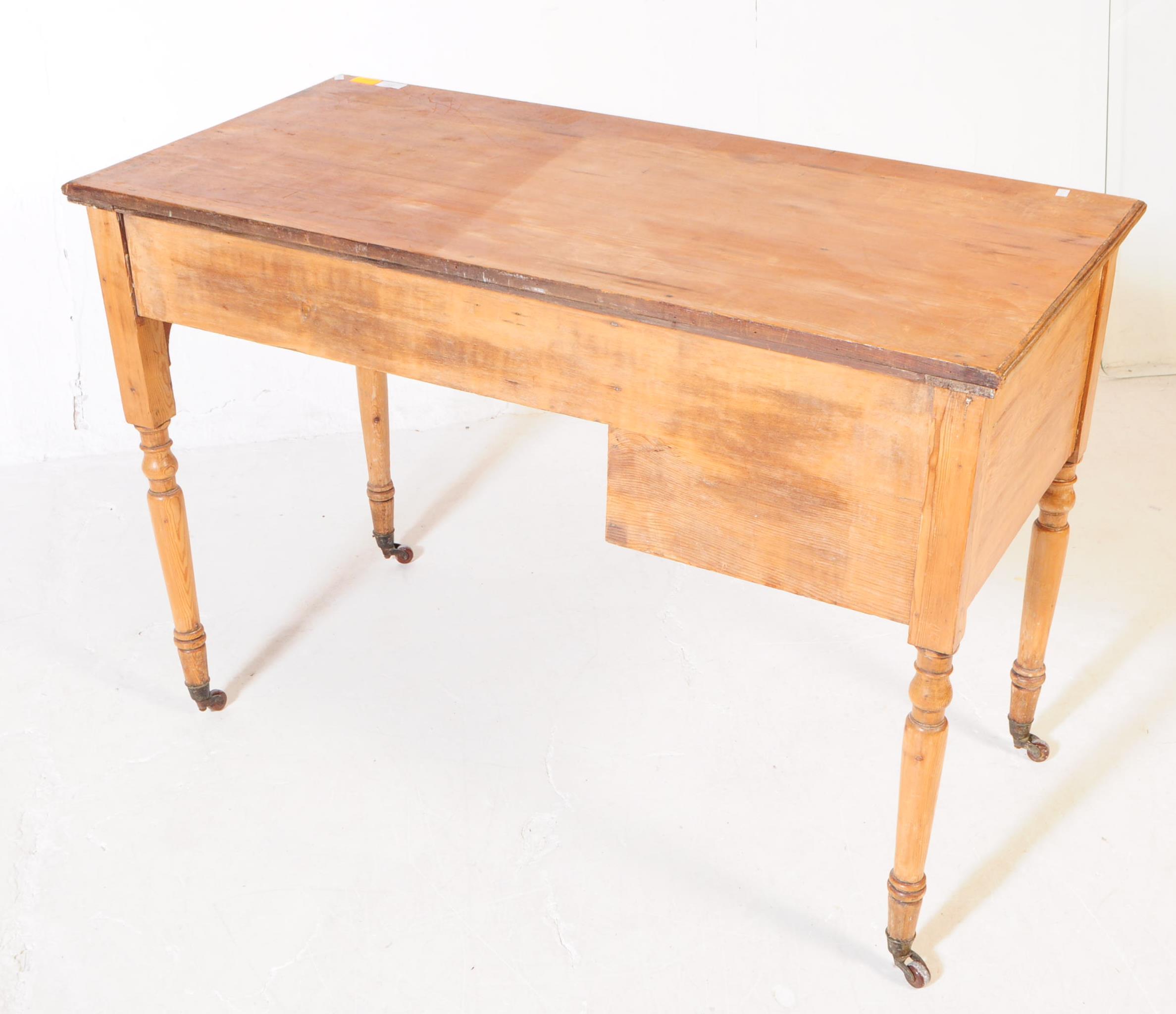 19TH CENTURY VICTORIAN PITCH PINE DESK - Bild 5 aus 5