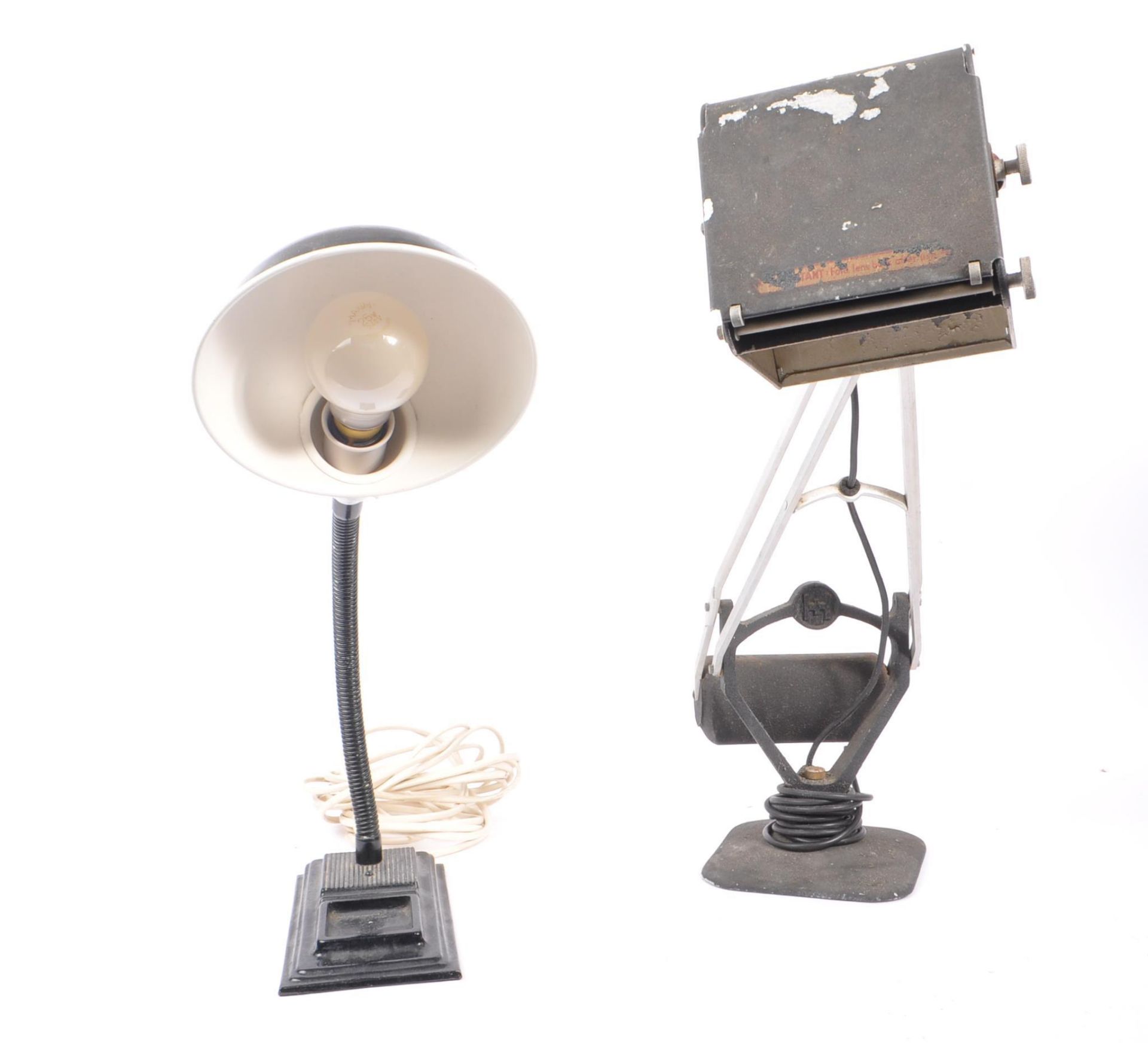 TWO 20TH CENTURY INDUSTRIAL MACHINISTS FACTORY DESK LAMPS - Image 4 of 7
