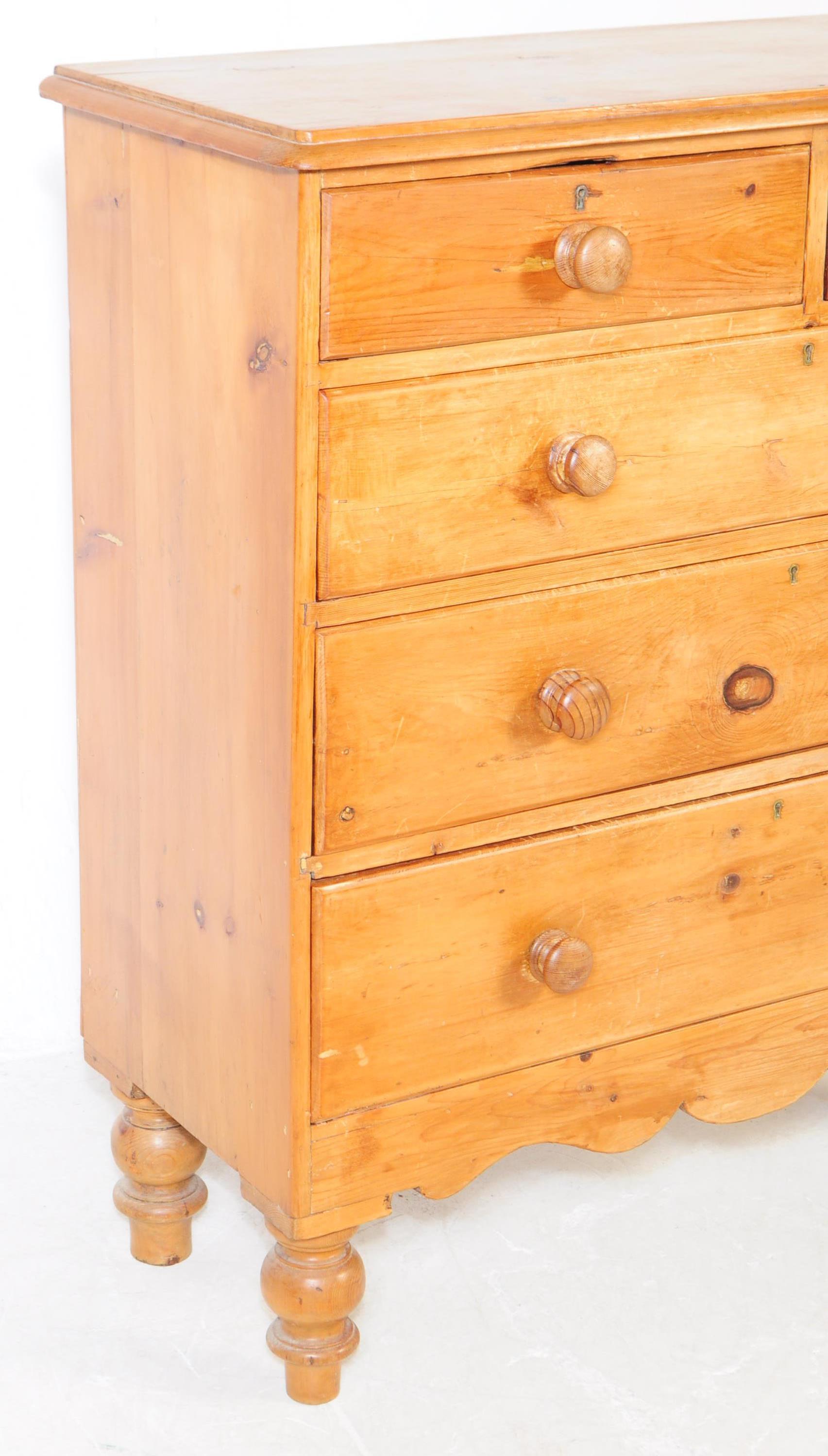 19TH CENTURY VICTORIAN PINE CHEST OF DRAWERS - Image 2 of 6