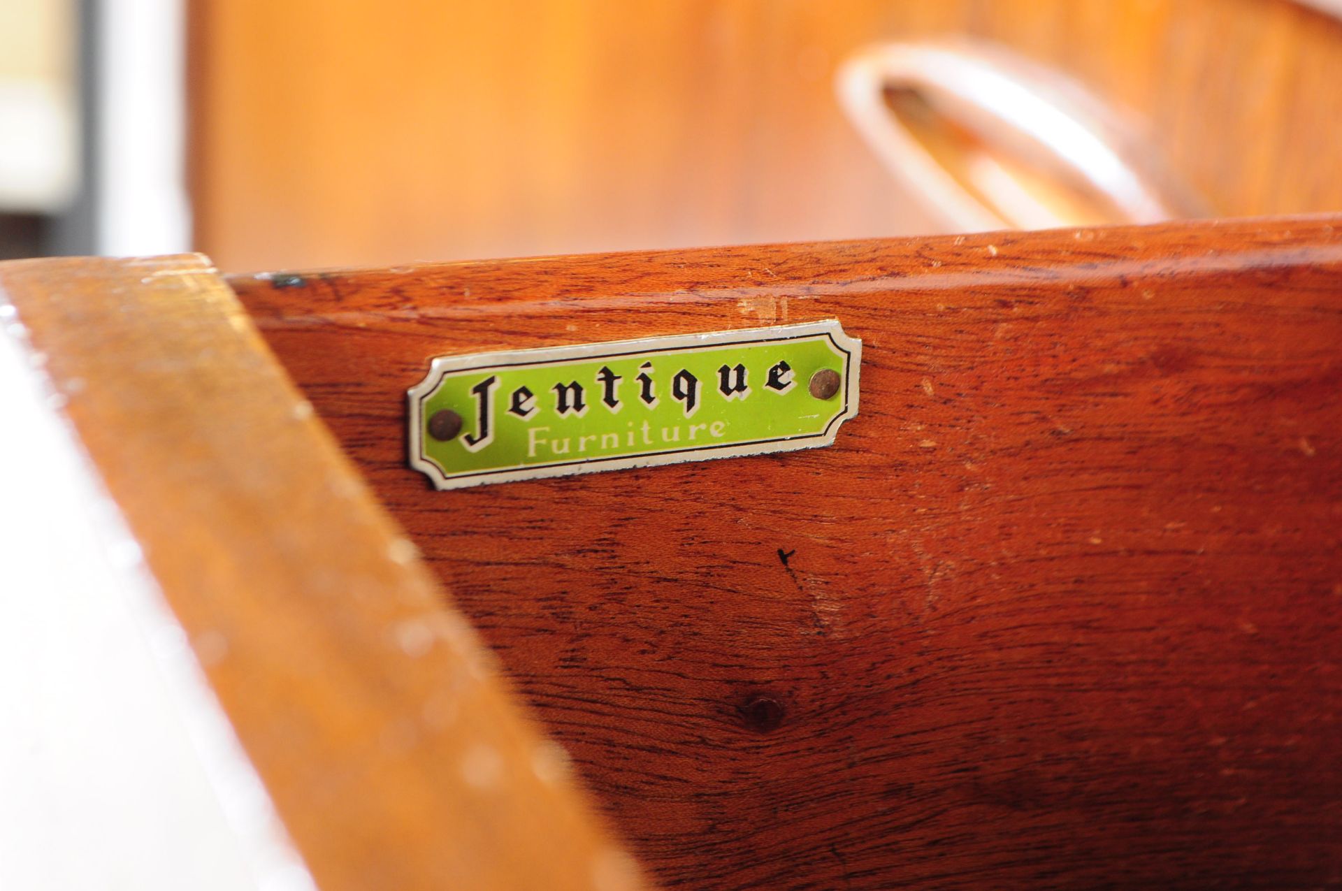 JENTIQUE FURNITURE - RETRO MID 20TH CENTURY SIDEBOARD - Image 4 of 7
