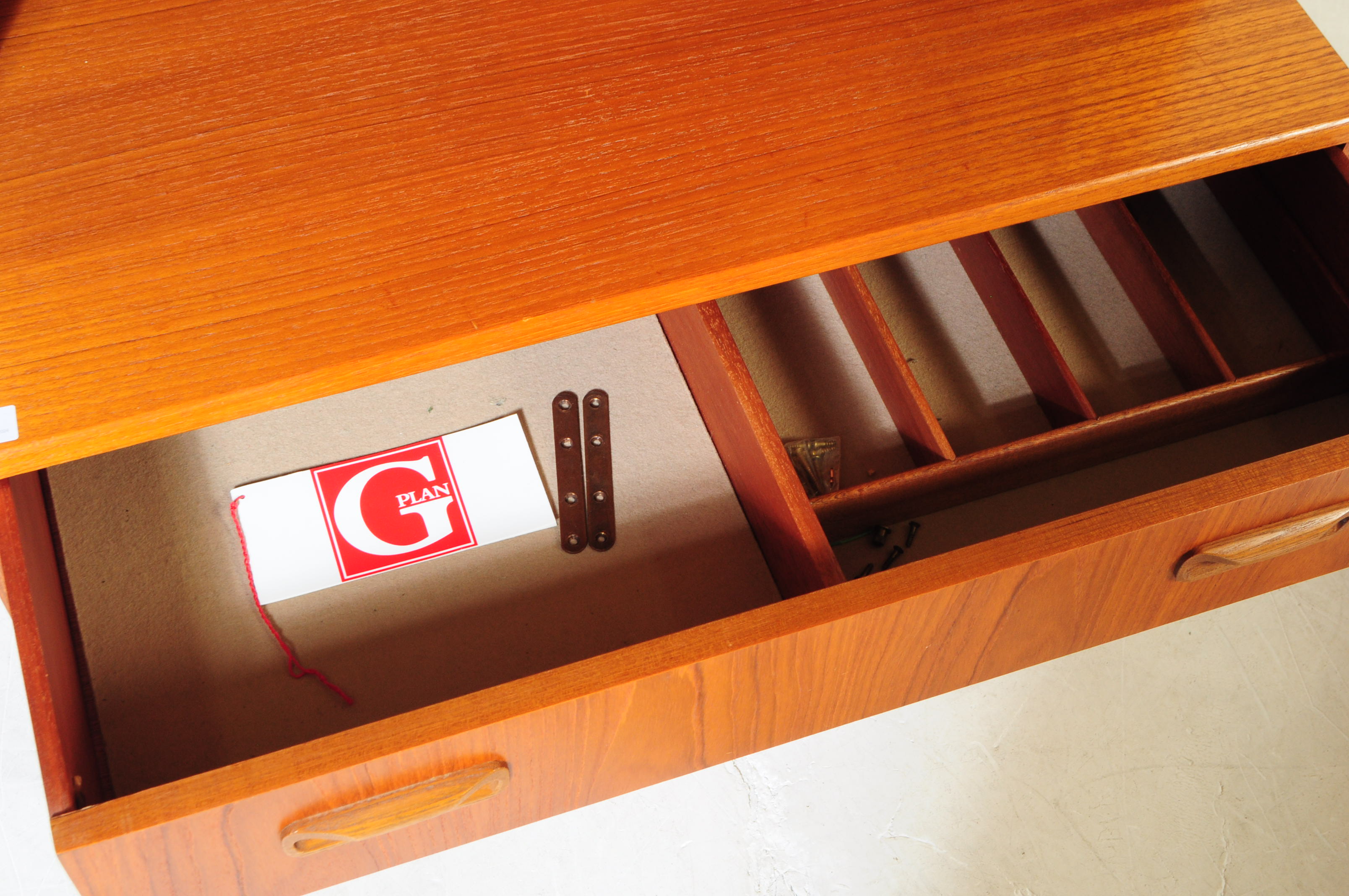 G-PLAN - MID CENTURY TEAK MODULAR HIGHBOARD - Image 4 of 9