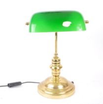 VINTAGE 20TH CENTURY GREEN BANKERS DESK LAMP