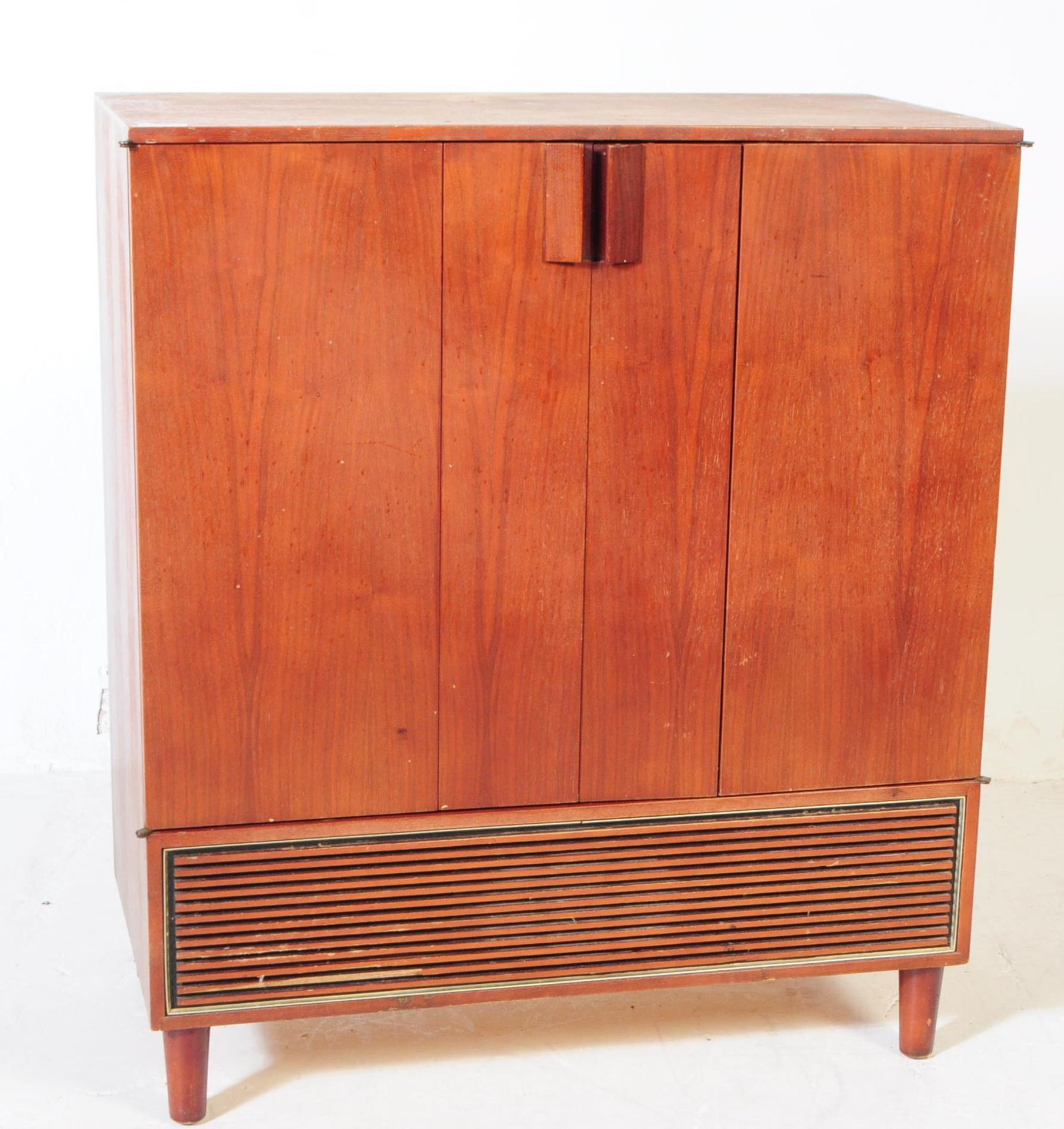 BRITISH MODERN DESIGN - MID CENTURY HIFI CABINET