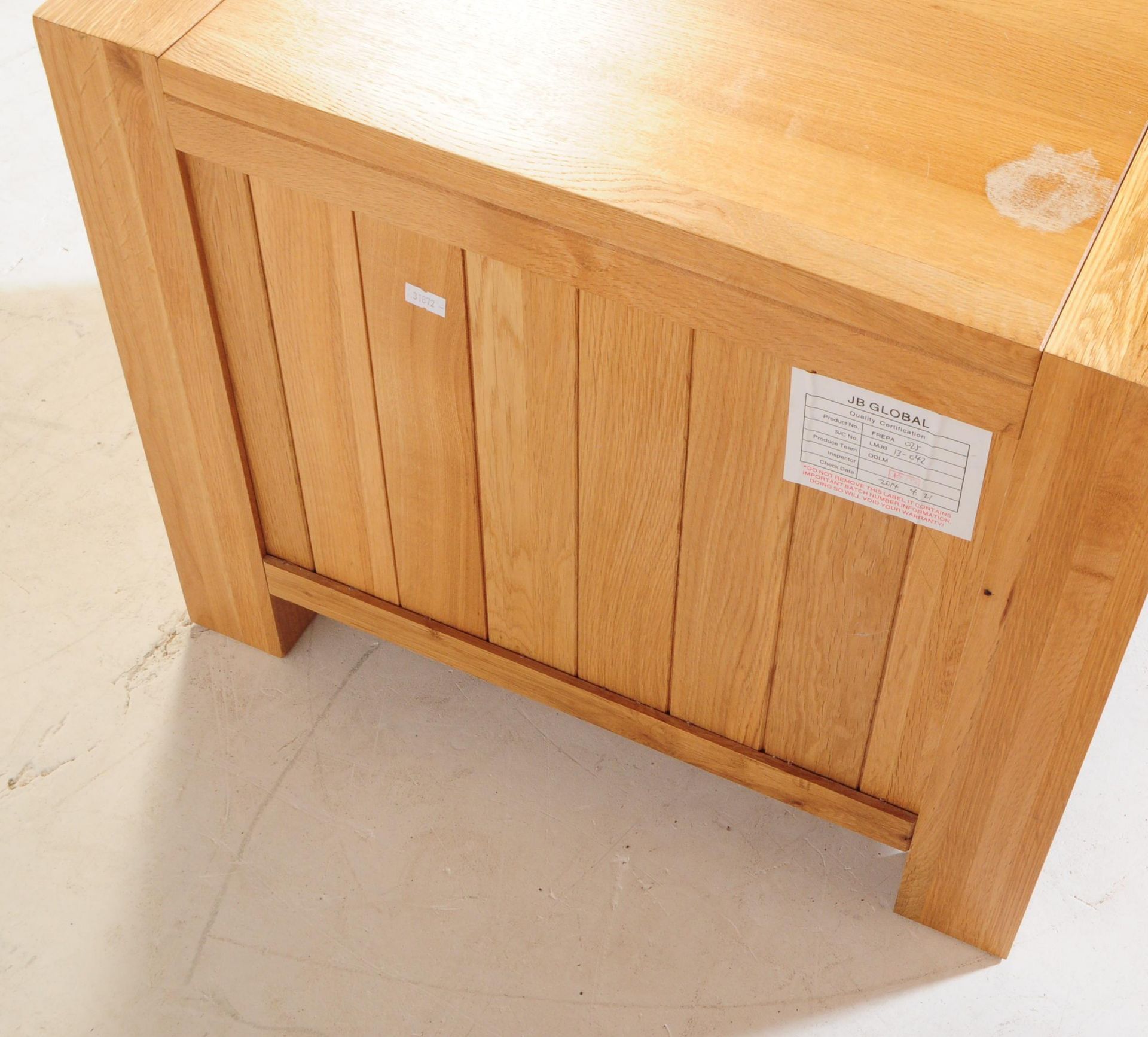 M&S SONOMA - PAIR OF OAK BEDSIDE TABLES - Image 11 of 11