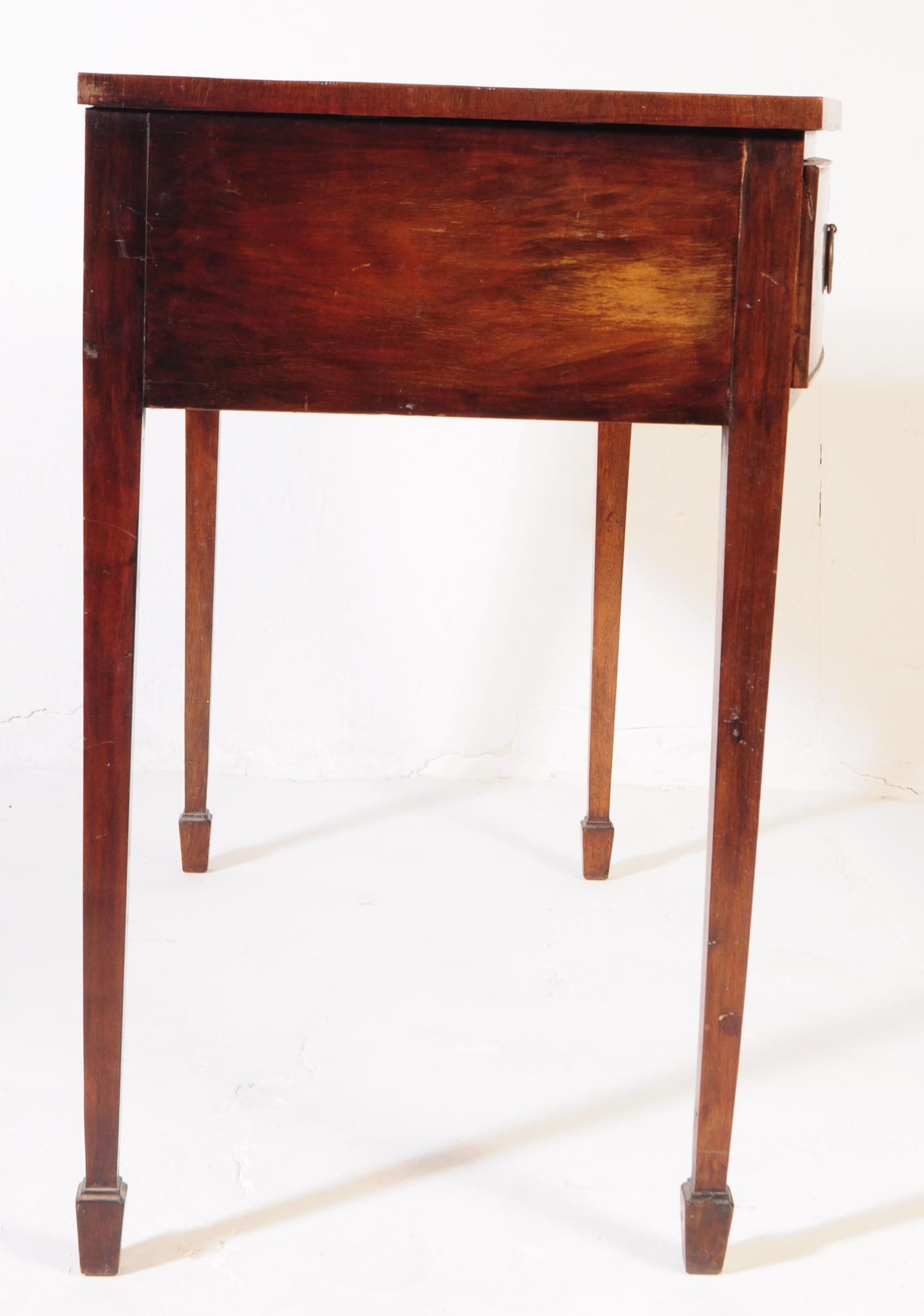 GEORGE III 19TH CENTURY MAHOGANY WRITING TABLE - Bild 3 aus 4