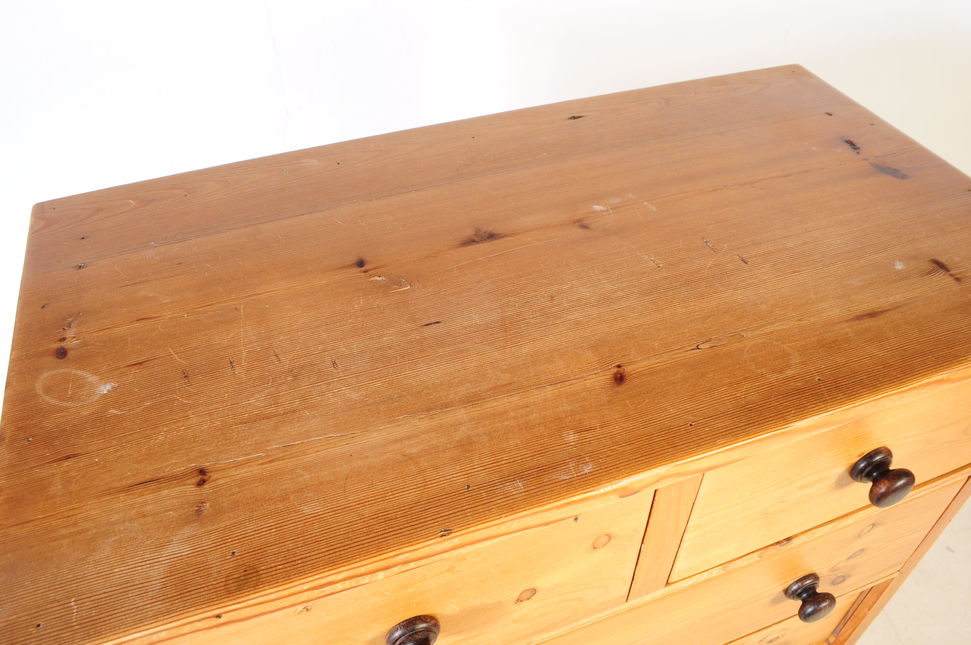 CONTEMPORARY COUNTRY PINE PEDESTAL CHEST OF DRAWERS - Image 3 of 5