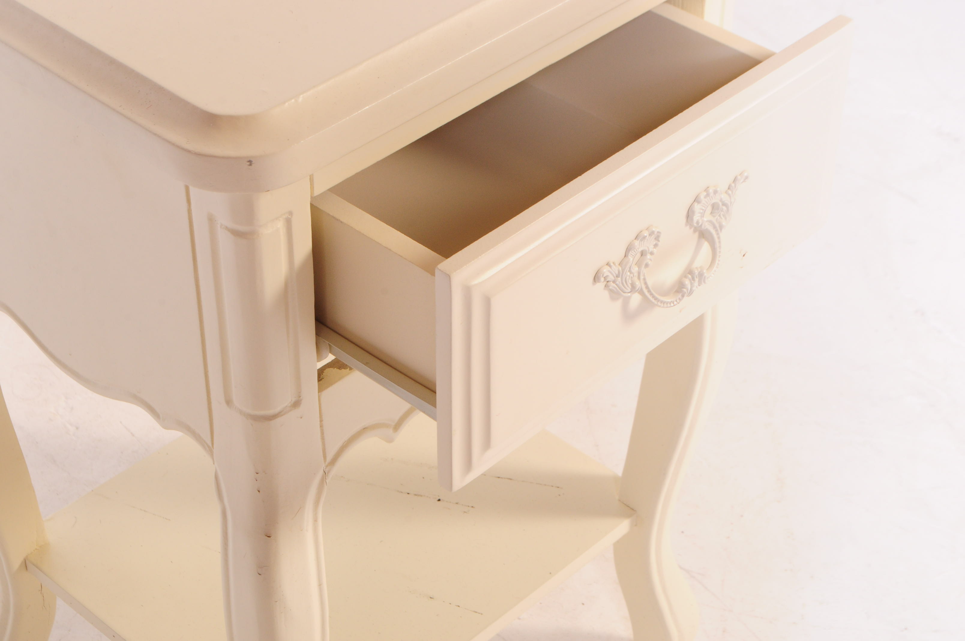 PAIR OF CONTEMPORARY LOUIS XVI BEDSIDE TABLES - Image 10 of 12