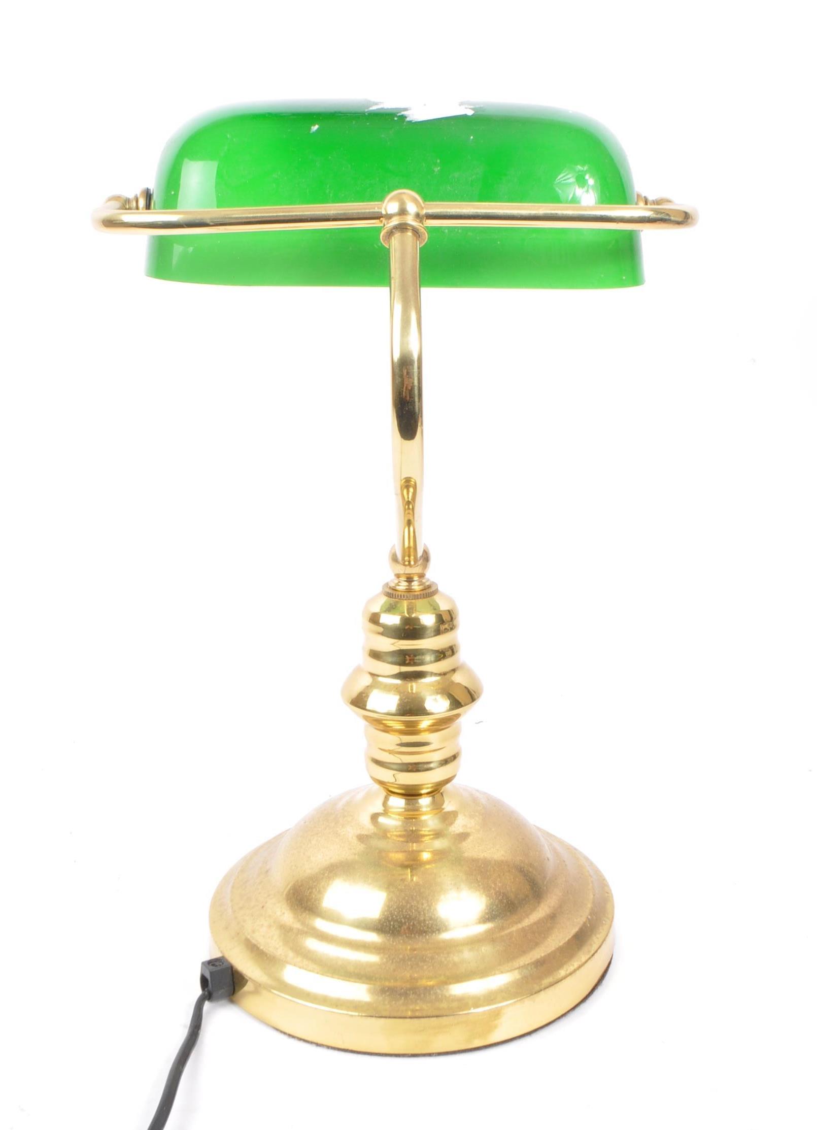 VINTAGE 20TH CENTURY GREEN BANKERS DESK LAMP - Bild 3 aus 7