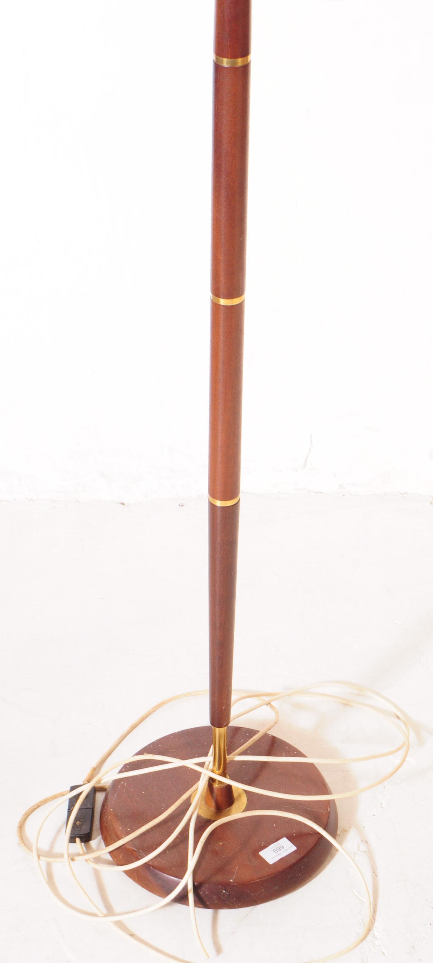 BRITISH MODERN DESIGN - MID CENTURY TEAK & BRASS LAMP - Image 3 of 3
