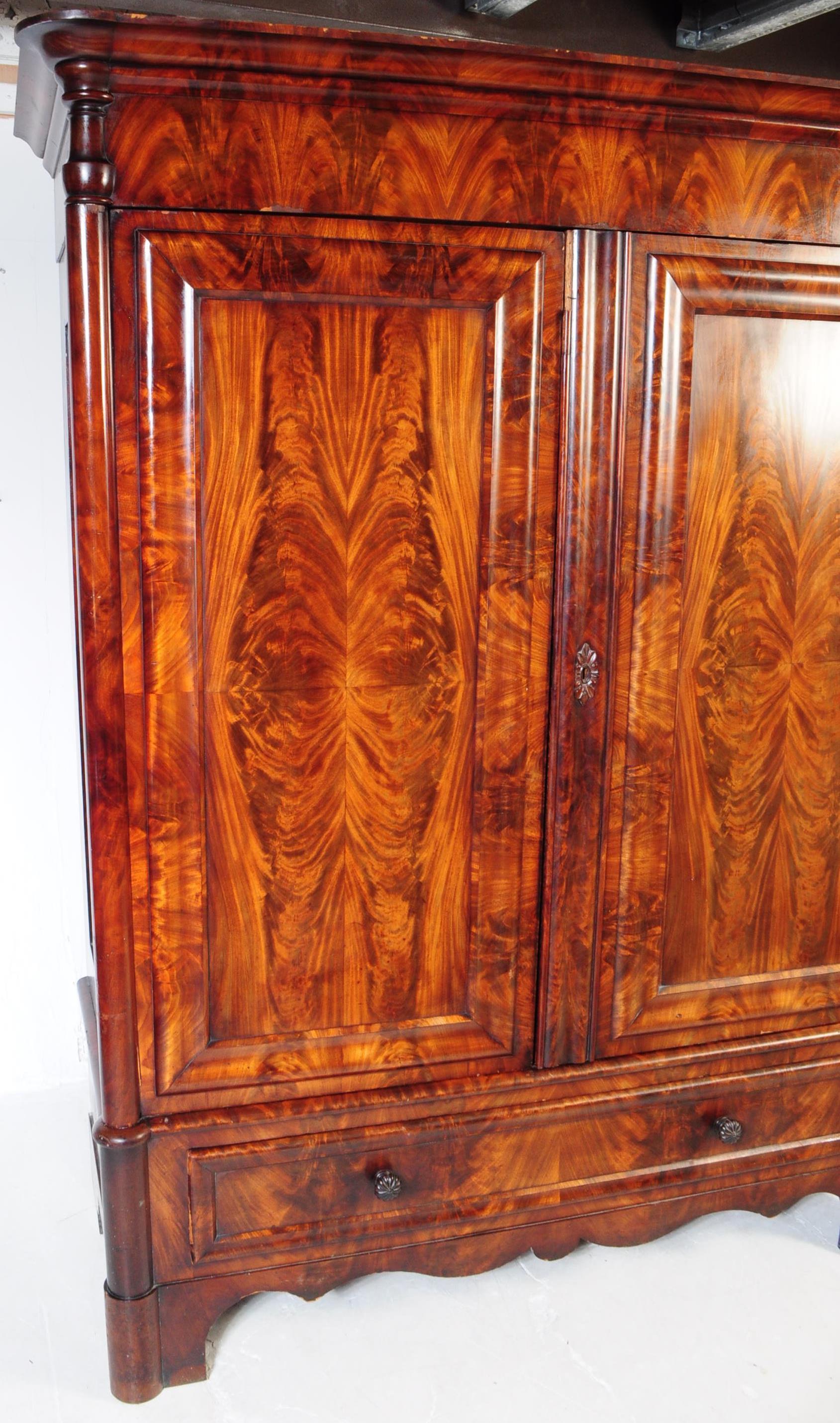 BIEDERMEIER FLAME MAHOGANY WARDROBE - Image 2 of 18