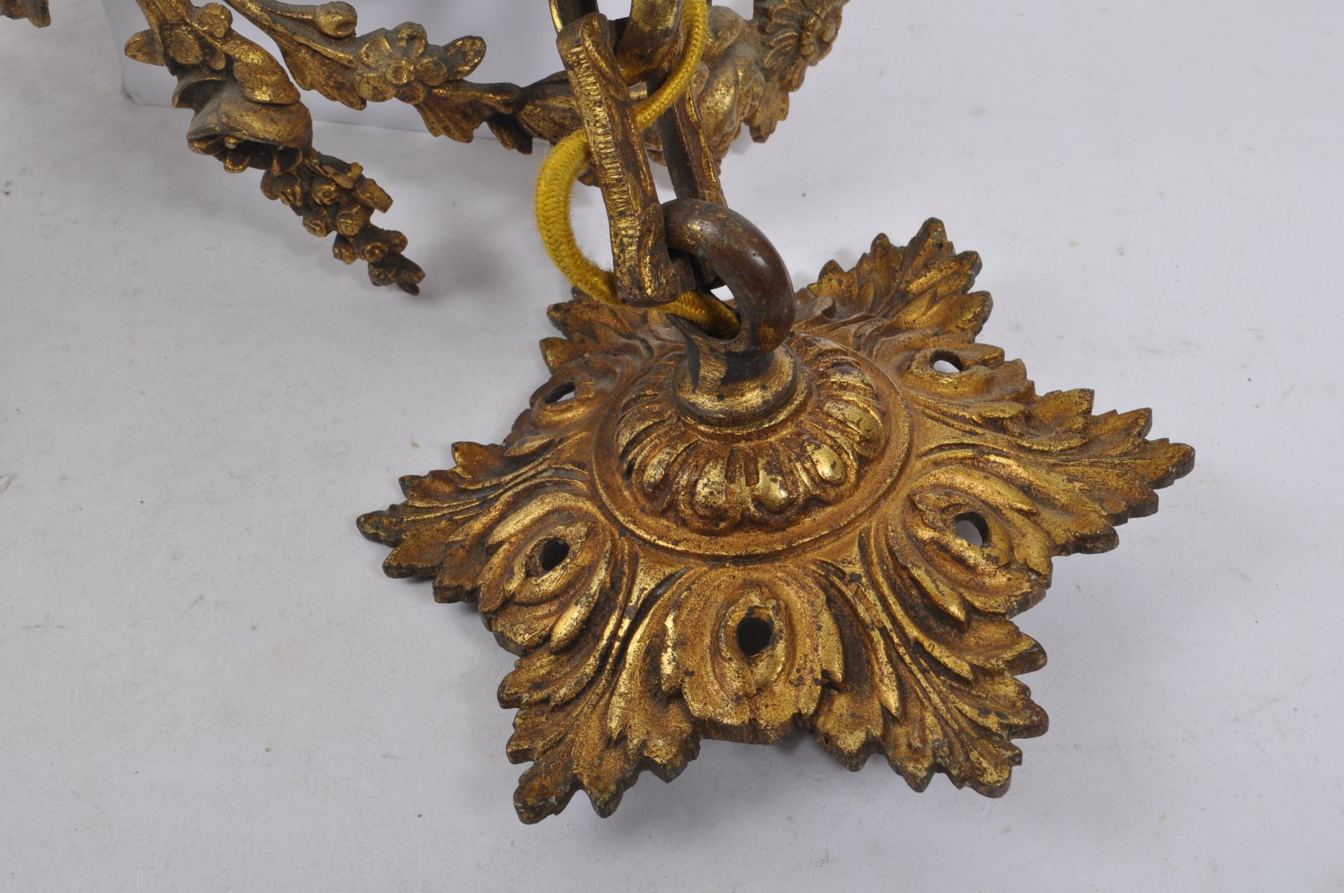 19TH CENTURY FRENCH ORMOLU PENDANT LIGHT WITH SHADE - Image 3 of 6