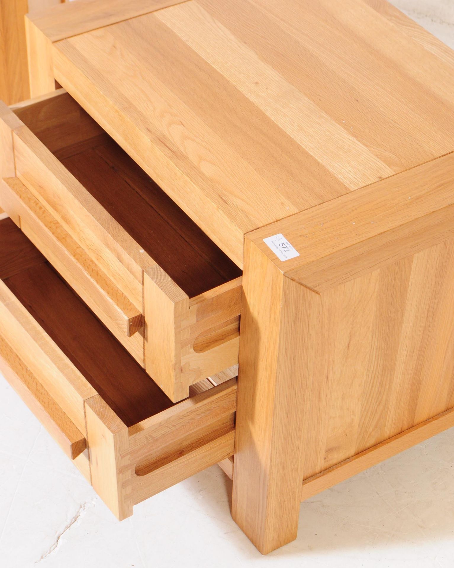 M&S SONOMA - PAIR OF OAK BEDSIDE TABLES - Image 9 of 11