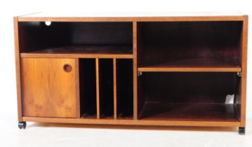 DANISH MODERN DESIGN - MID CENTURY TEAK SIDEBOARD