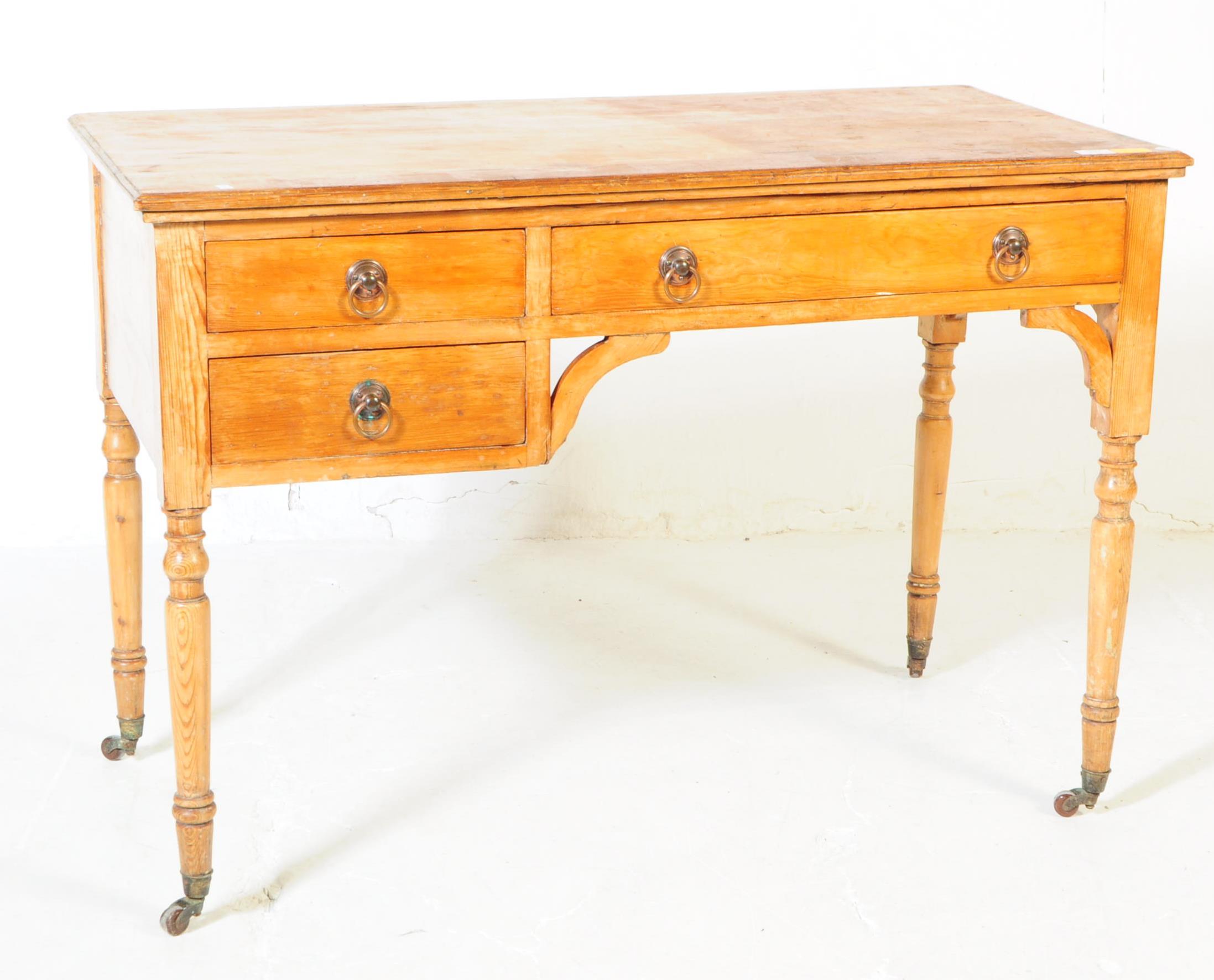 19TH CENTURY VICTORIAN PITCH PINE DESK