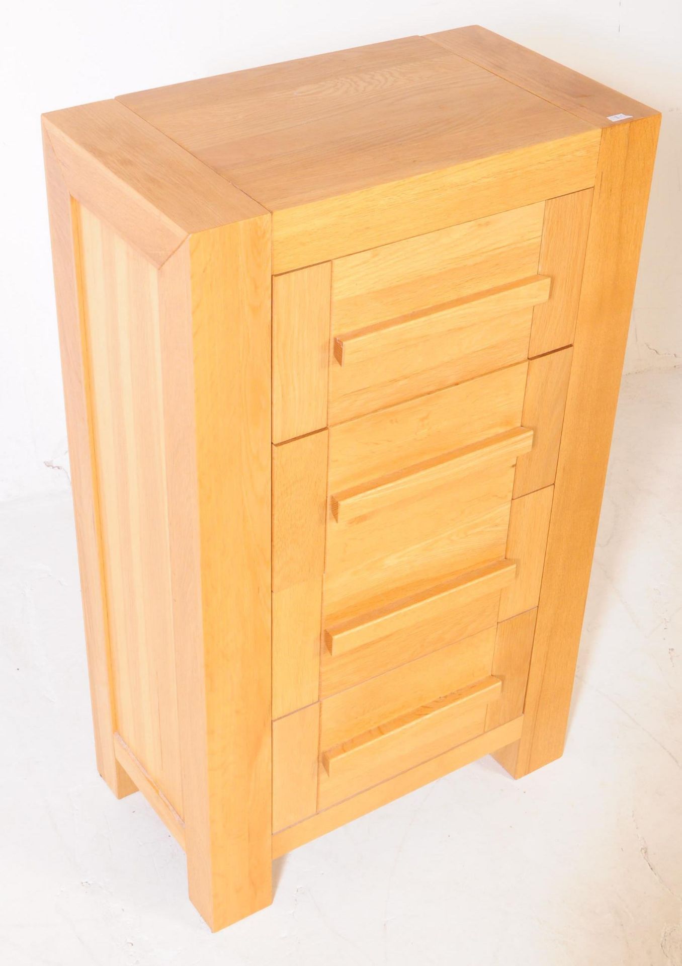 M&S SONOMA - PAIR OF OAK BEDSIDE TABLES - Image 3 of 11