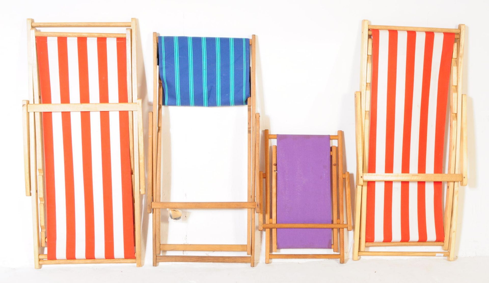 FOUR BEECH WOOD BEACH DECK CHAIRS - Image 6 of 8