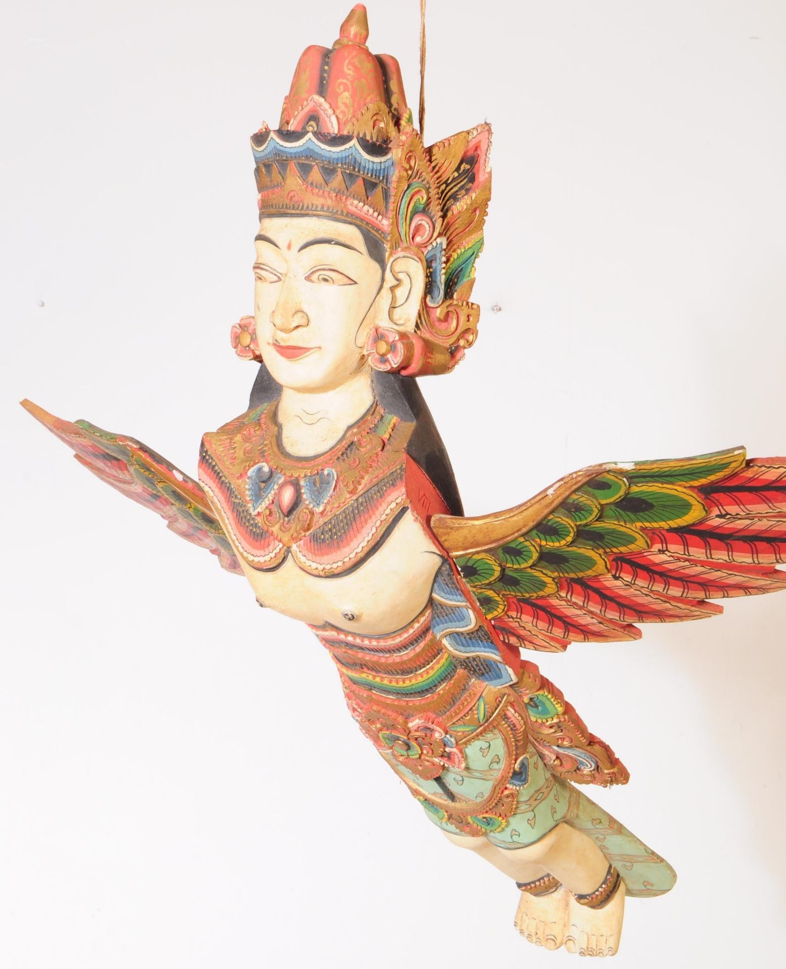 TWO MID 20TH CENTURY INDIAN AVIAN HUMANOIDS FLYING ORNAMENTS - Bild 2 aus 7
