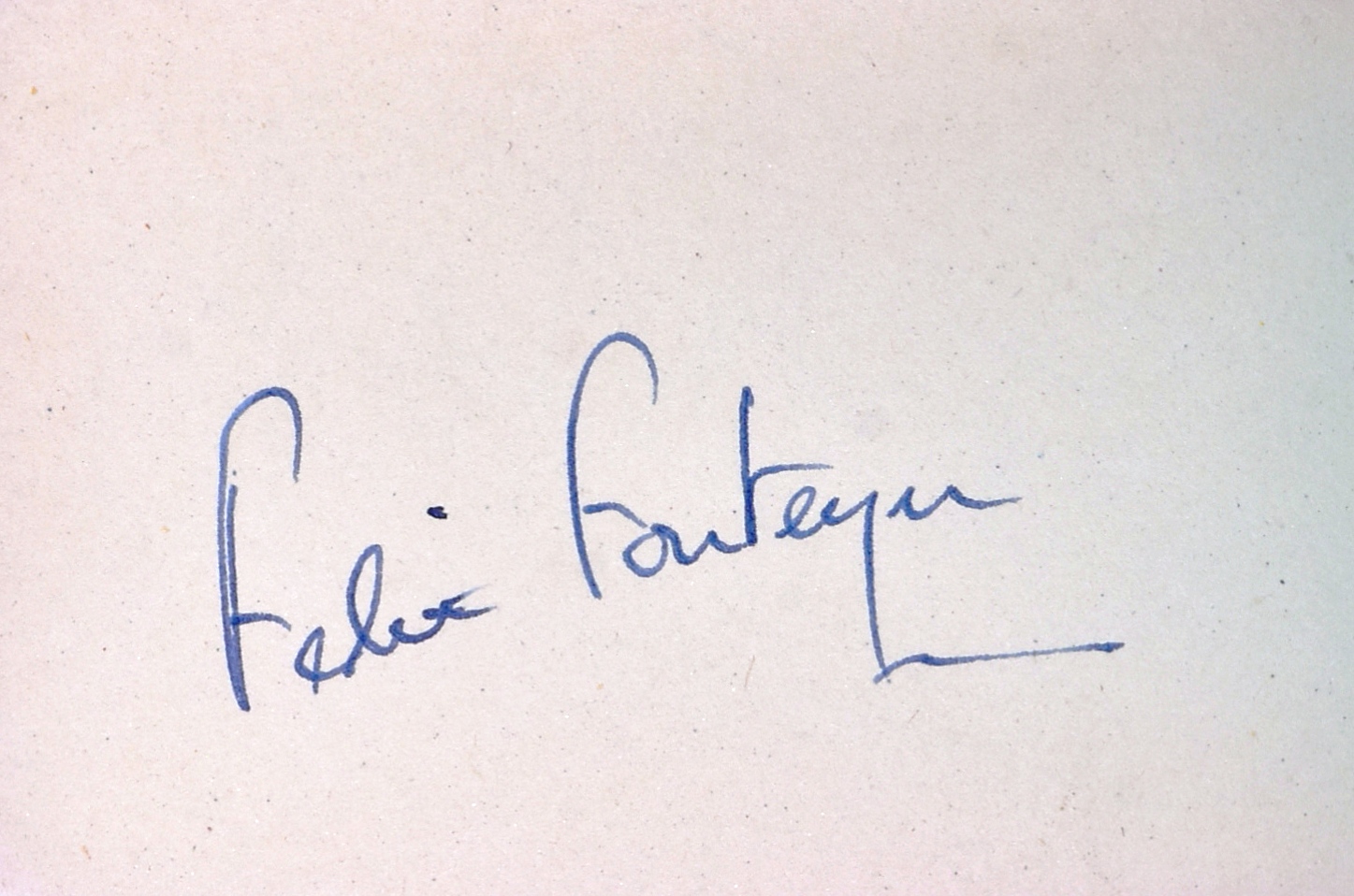 MARGOT FONTEYN (1919-1991) - BALLET - AUTOGRAPH IN ALBUM - Image 2 of 3