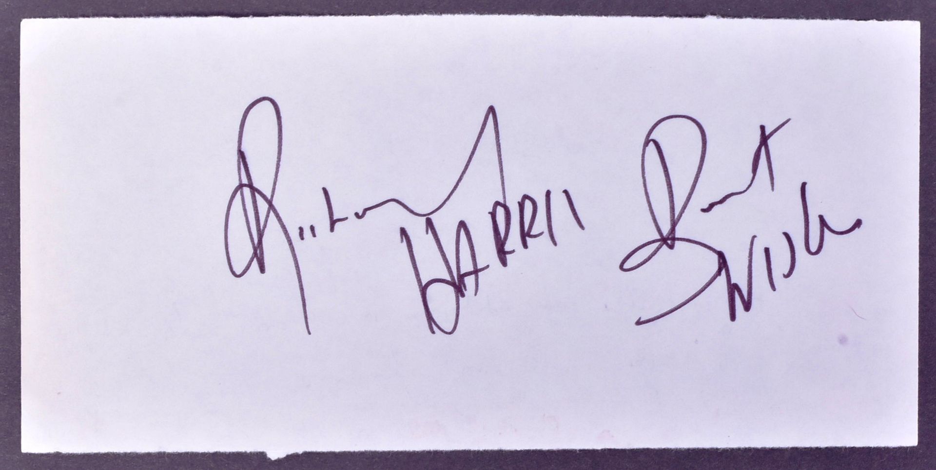 RICHARD HARRIS (1930-2002) - HARRY POTTER - AUTOGRAPH ON PAPER