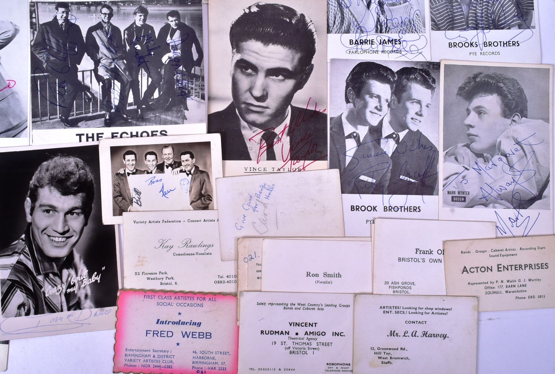 AUTOGRAPHS - 1950S ENTERTAINERS & MUSIC RELATED - Bild 2 aus 5