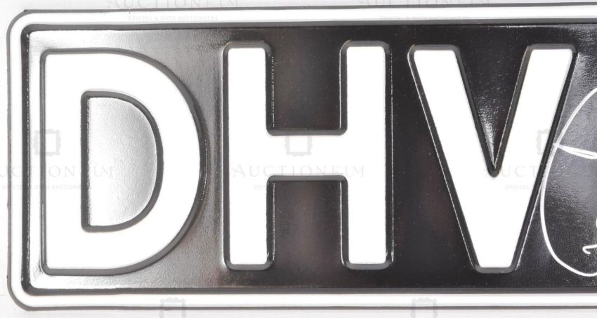 ONLY FOOLS & HORSES - DHV 938D - DAVID JASON SIGNED NUMBER PLATE - Image 3 of 4