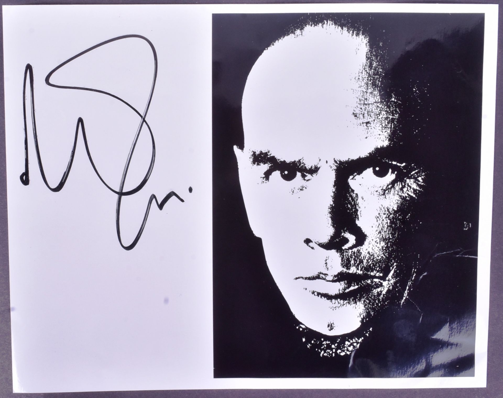 YUL BRYNNER (1920-1985) - AUTOGRAPHED 8X10" PHOTOGRAPH - Bild 2 aus 3