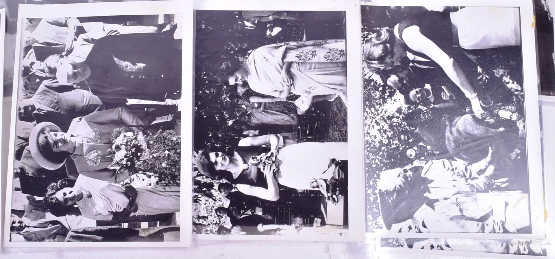 JACQUELINE KENNEDY (FIRST LADY OF THE USA 1961-1963) - PRESS PHOTOGRAPHS - Bild 3 aus 3