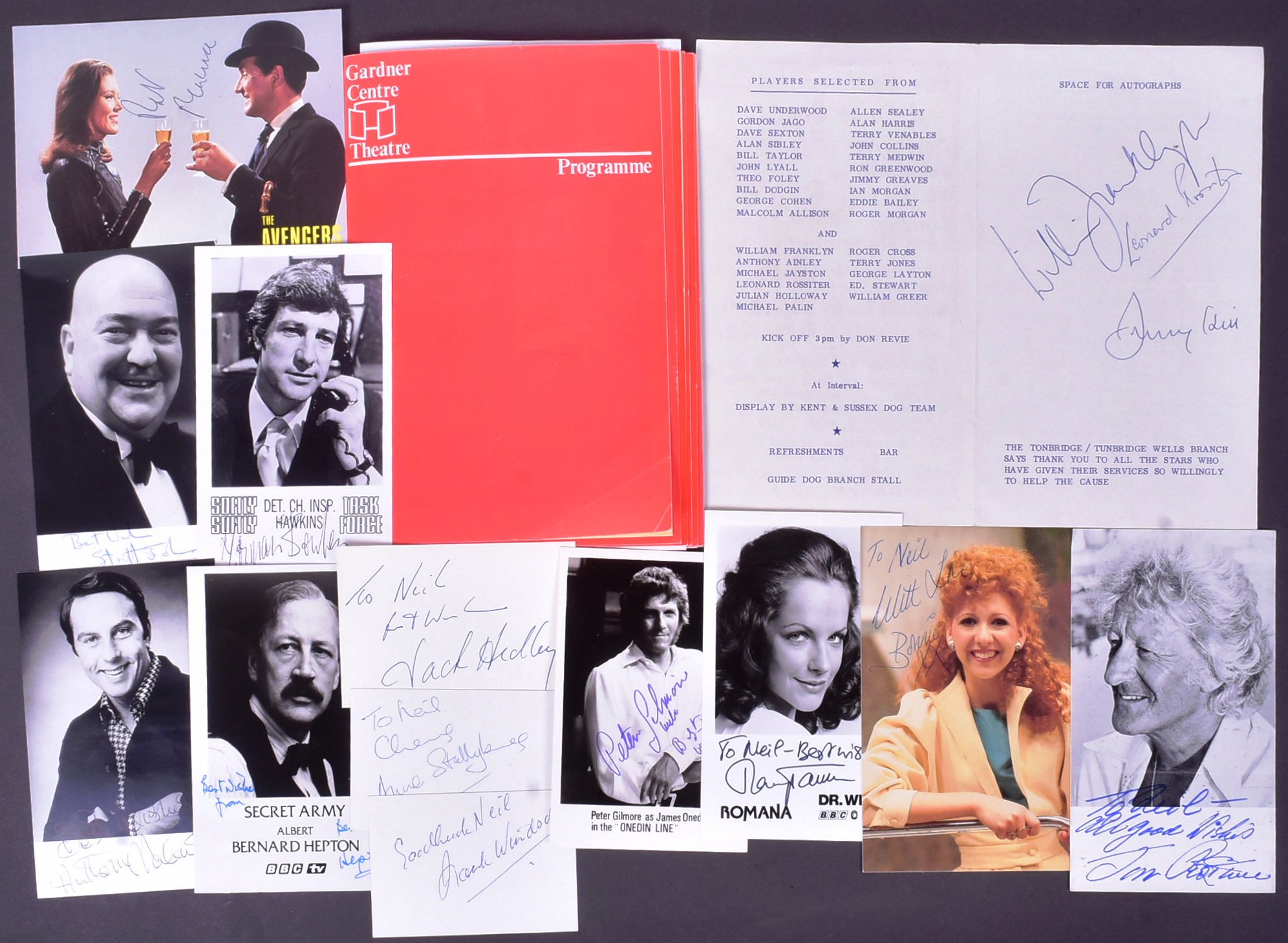 AUTOGRAPHS - 1970S ACTORS / TV / FILM & OTHERS