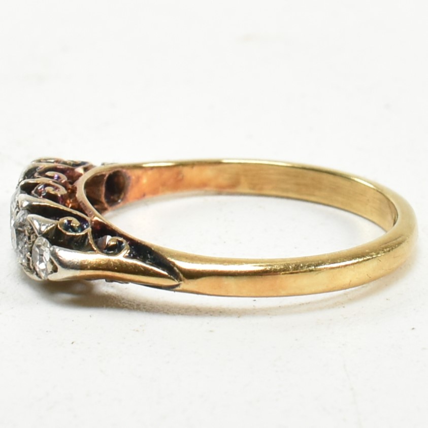 CASED 18CT GOLD & DIAMOND FIVE STONE RING - Image 3 of 8