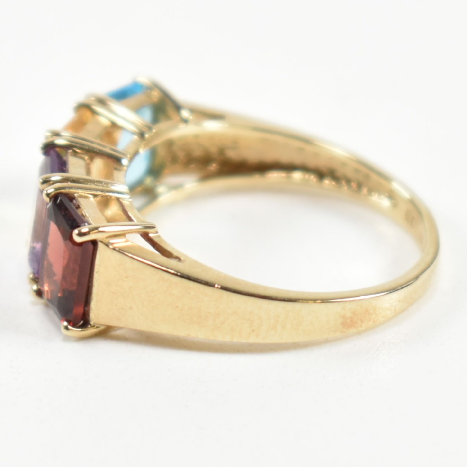 HALLMARKED 9CT GOLD GARNET & AMETHYST & CIRTINE & TOPAZ RING - Image 7 of 9