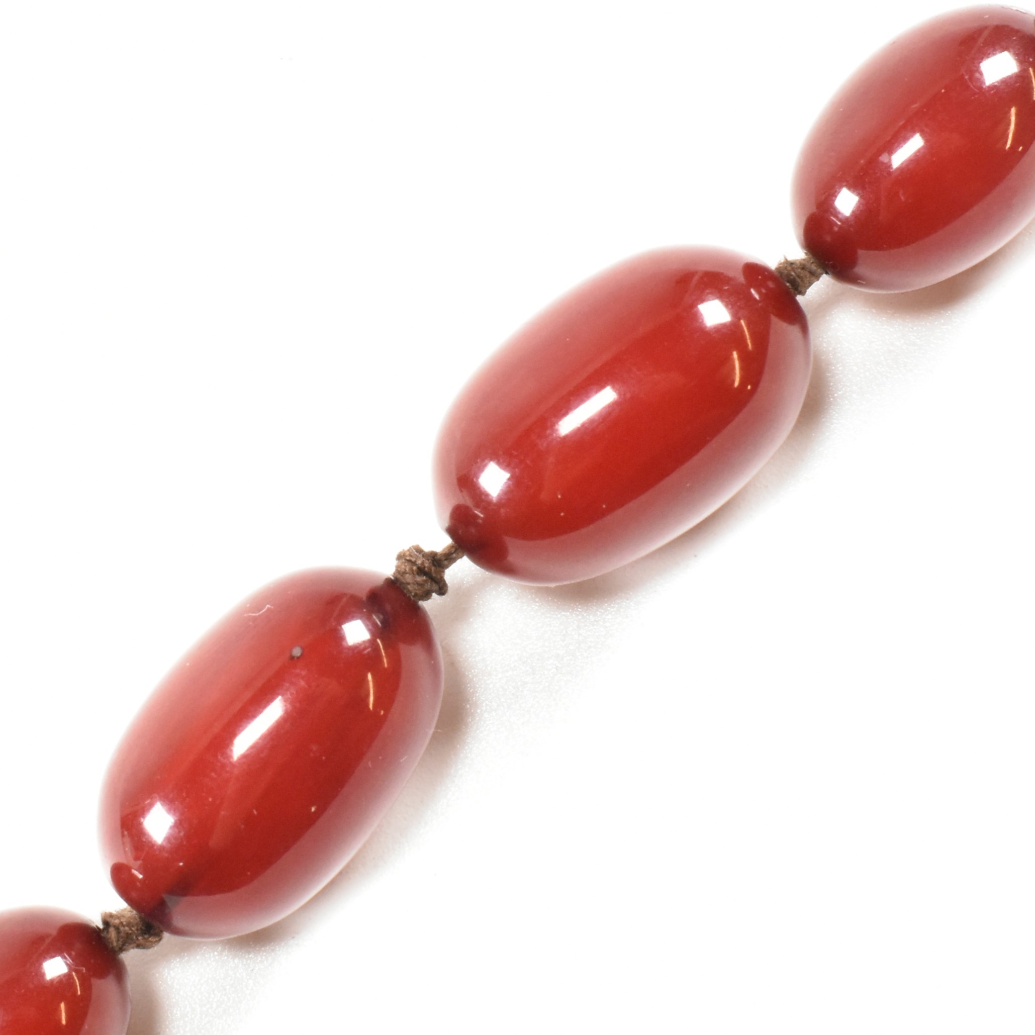 CHERRY AMBER BAKELITE BEAD NECKLACE - Image 2 of 7