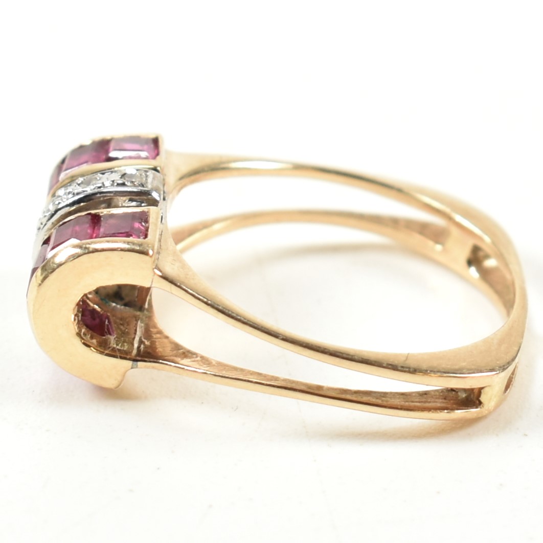 14CT GOLD RUBY & DIAMOND TANK RING - Image 7 of 8