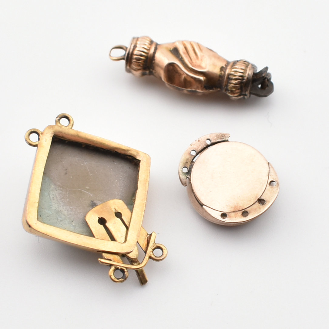 THREE 19TH CENTURY GOLD CLASPS - Image 2 of 4