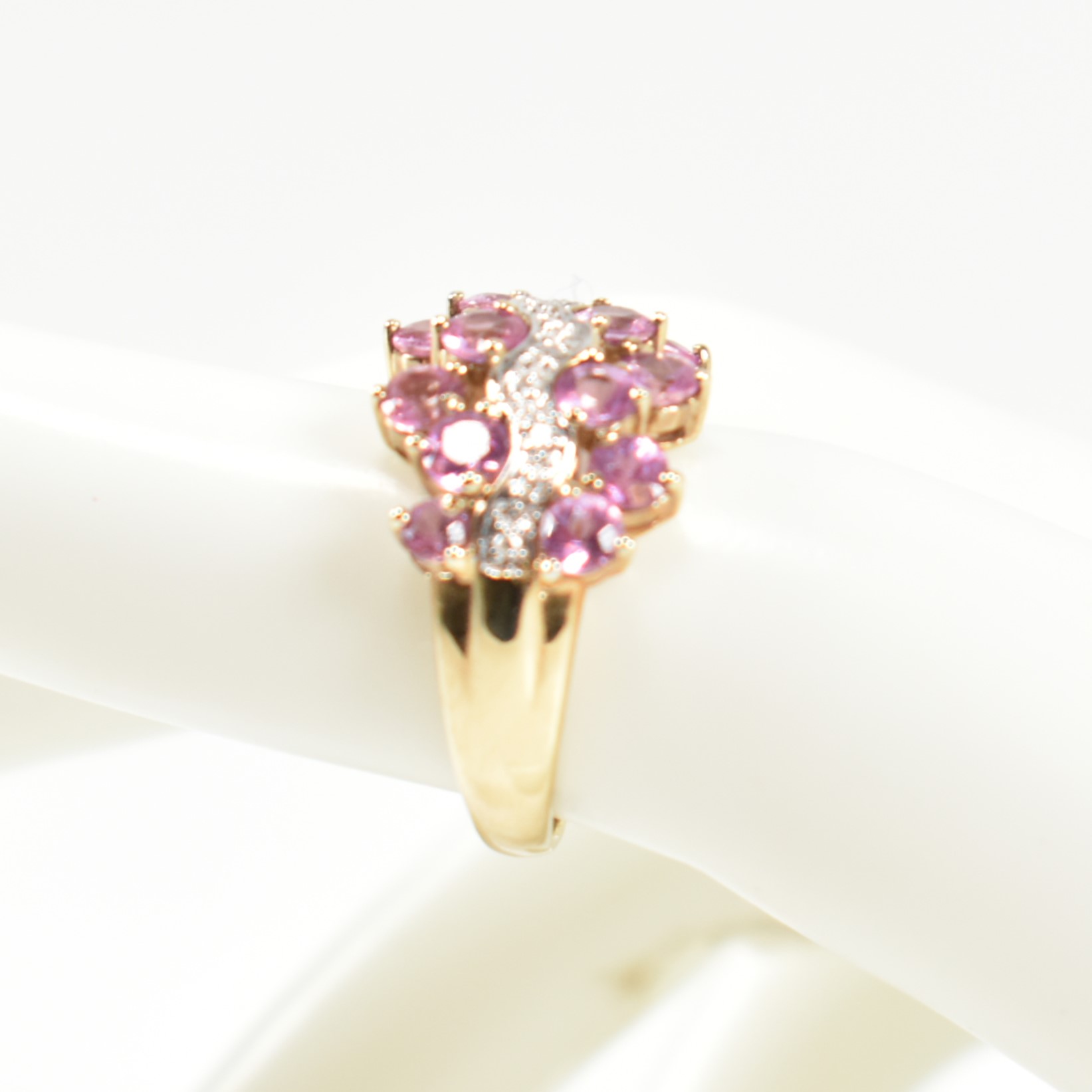 HALLMARKED 9CT GOLD PINK SAPPHIRE & DIAMOND CLUSTER RING - Image 9 of 9
