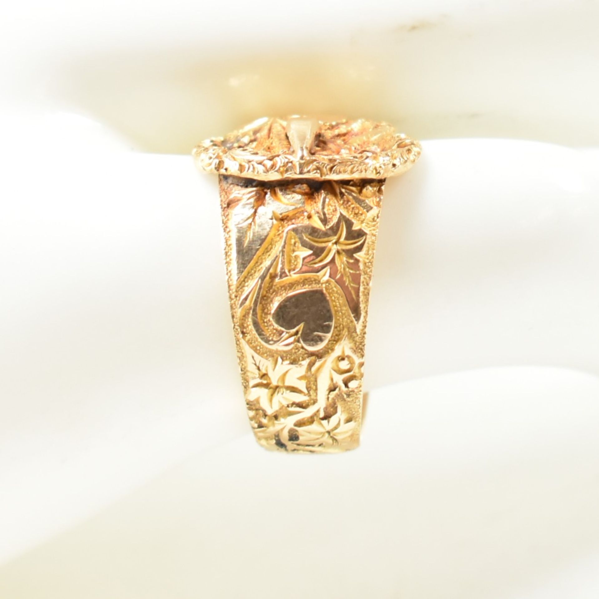 EDWARDIAN HALLMARKED 18CT GOLD BUCKLE RING - Image 9 of 9